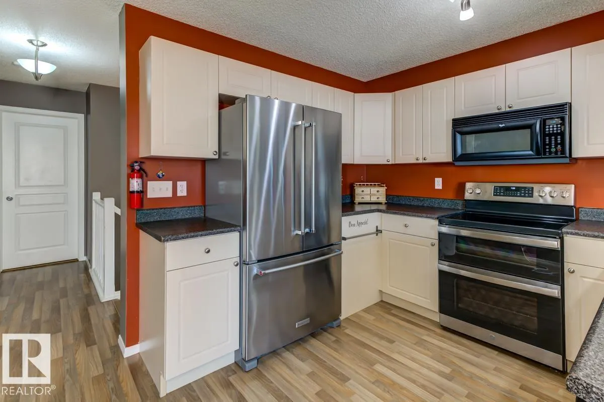 17703 90 ST NW