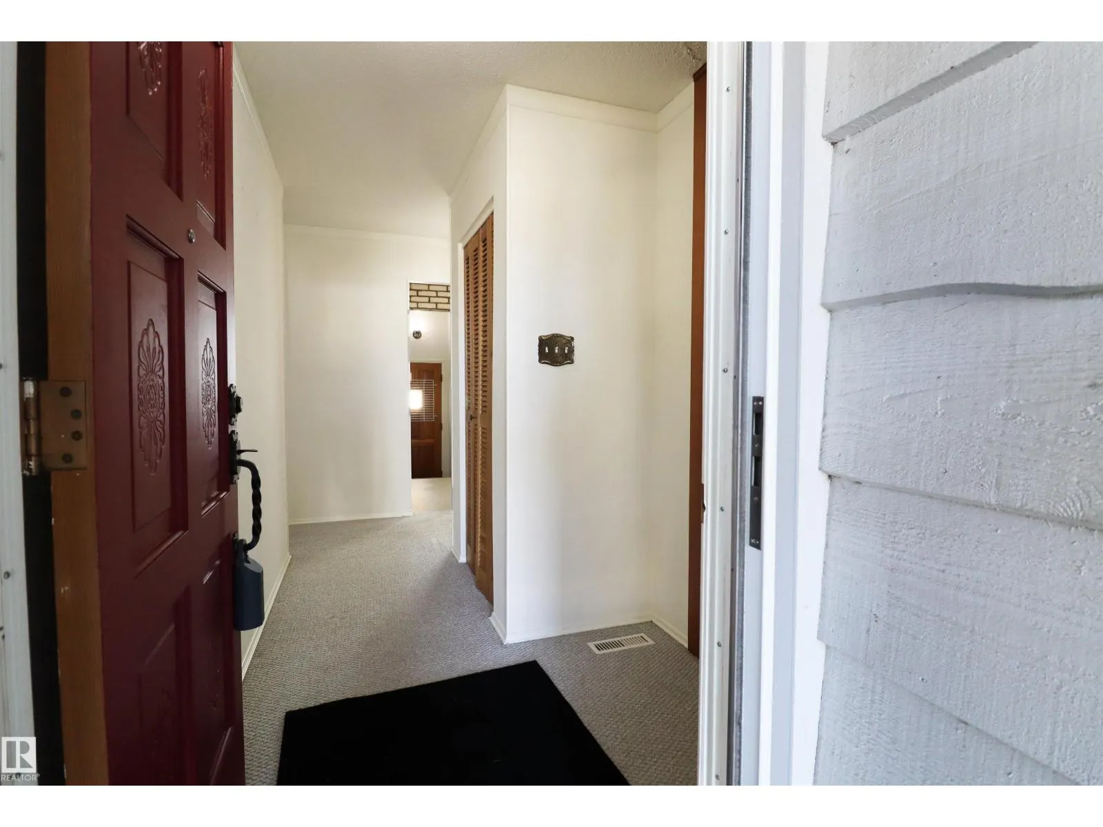 9527 151 AV NW