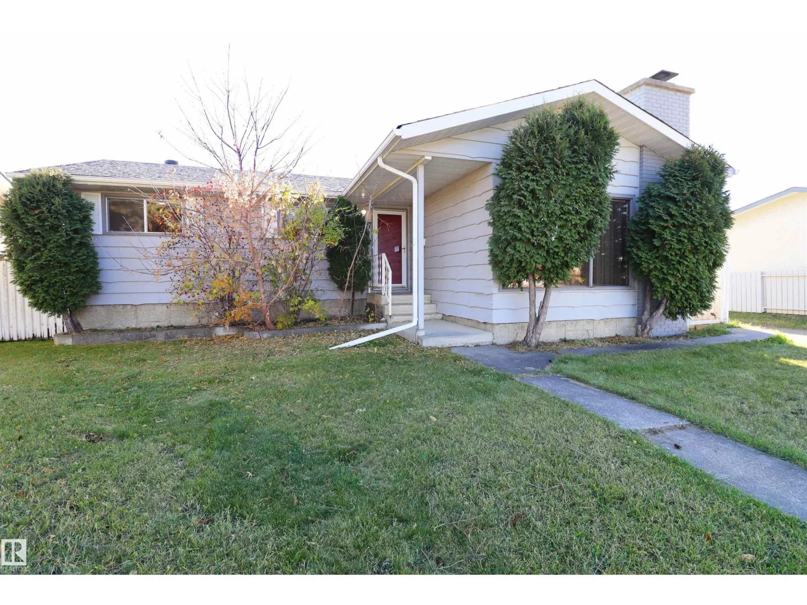 9527 151 AV NW