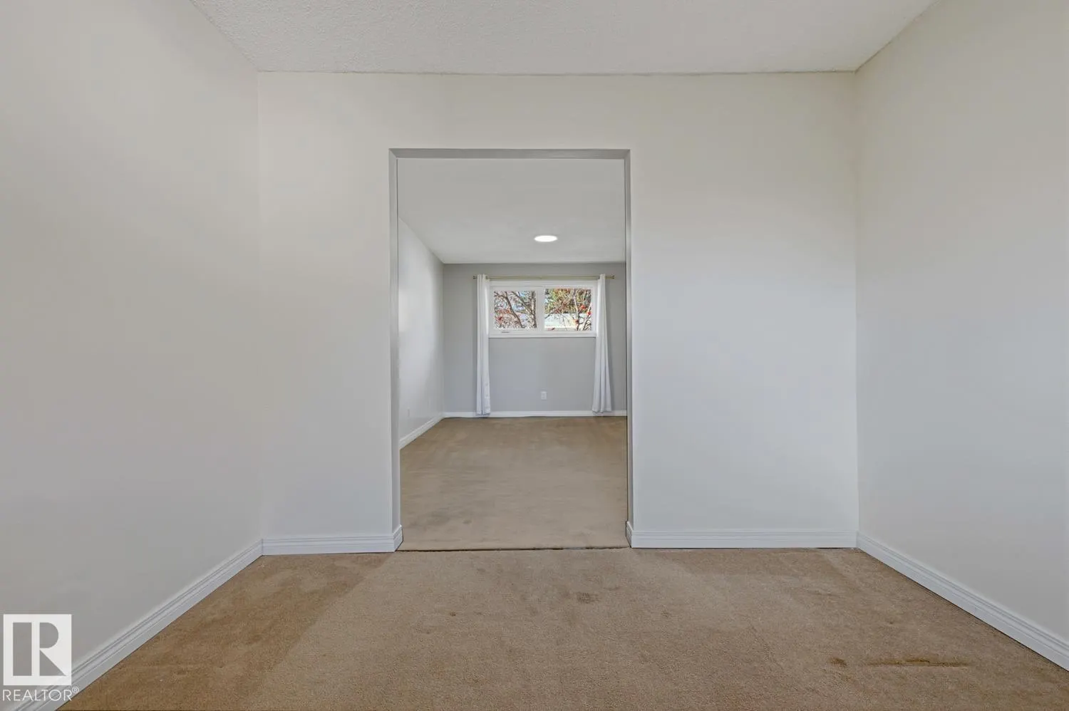8415 176A ST NW