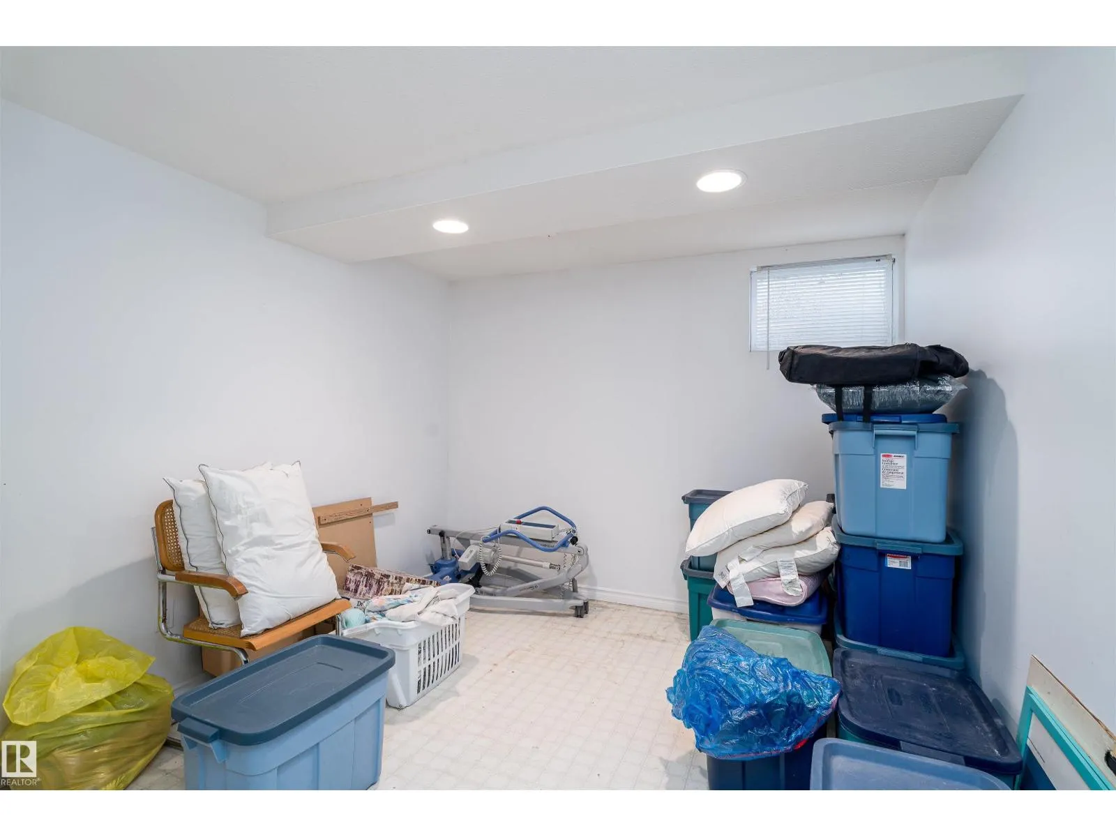 10812 5 AV SW