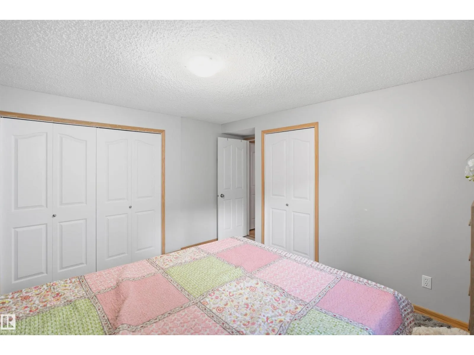 17007 90A ST NW