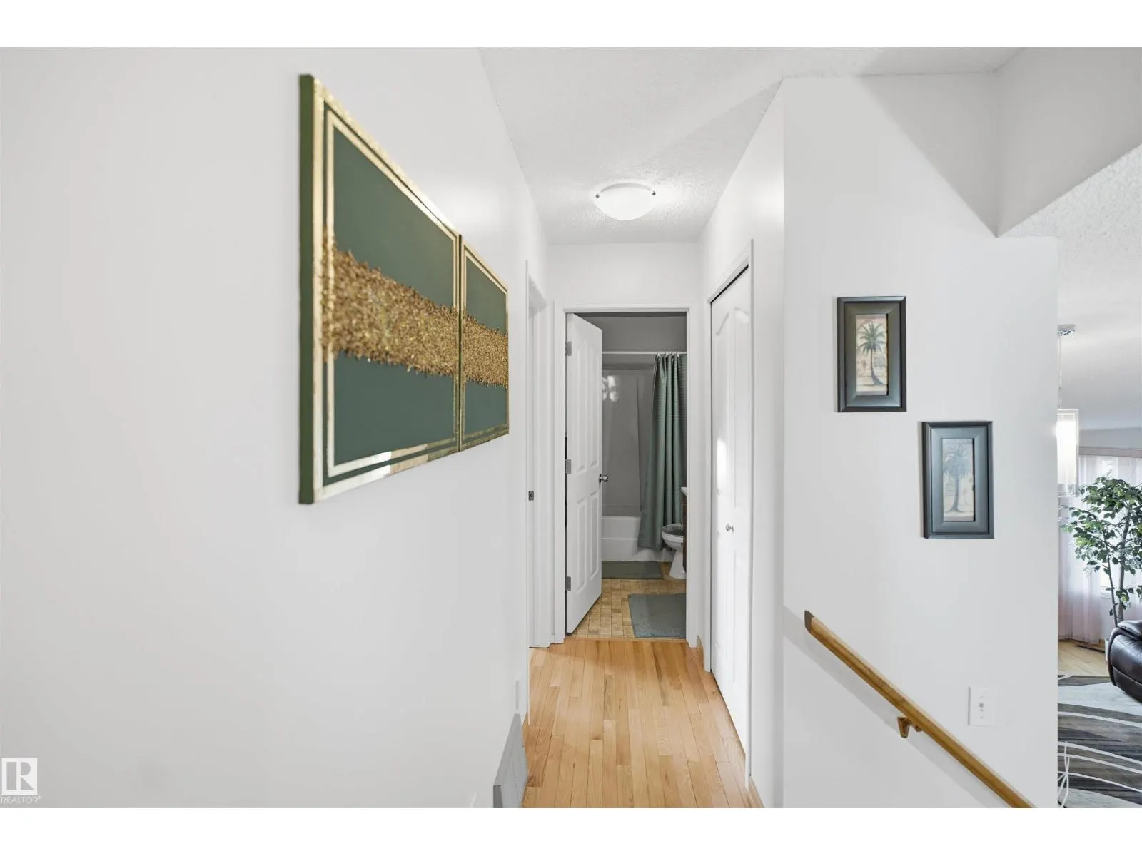17007 90A ST NW
