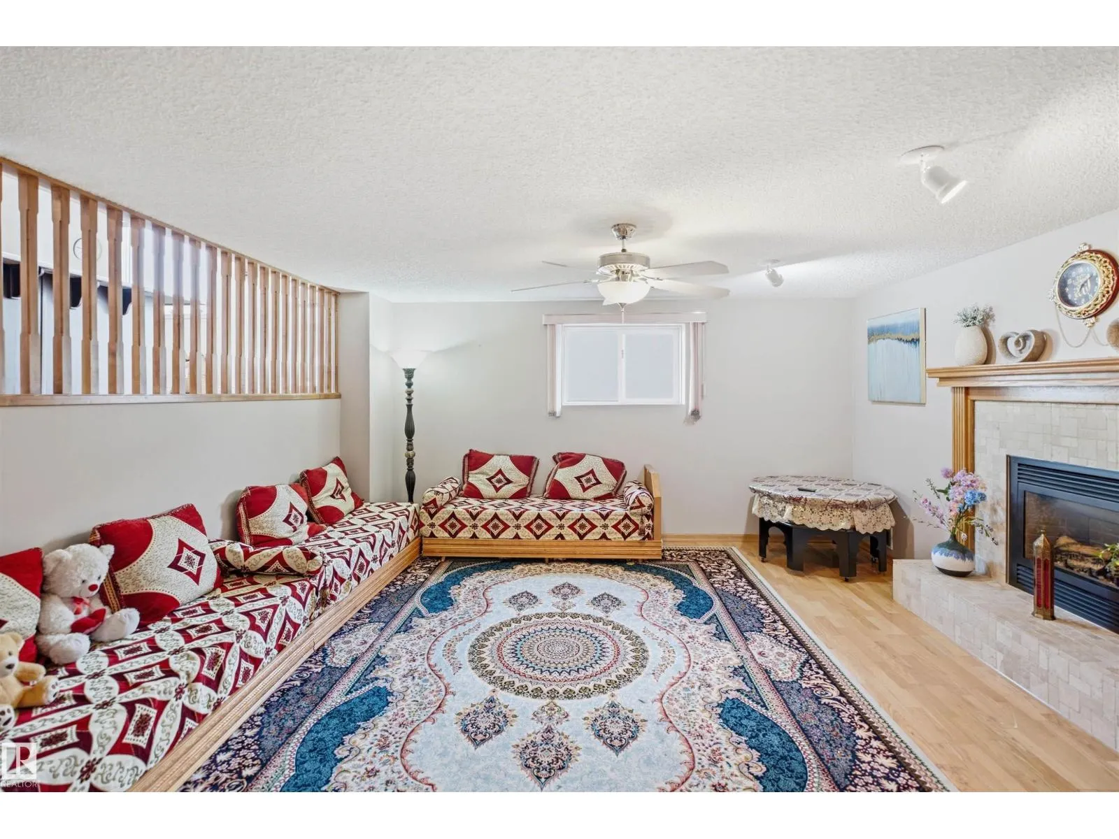 17007 90A ST NW