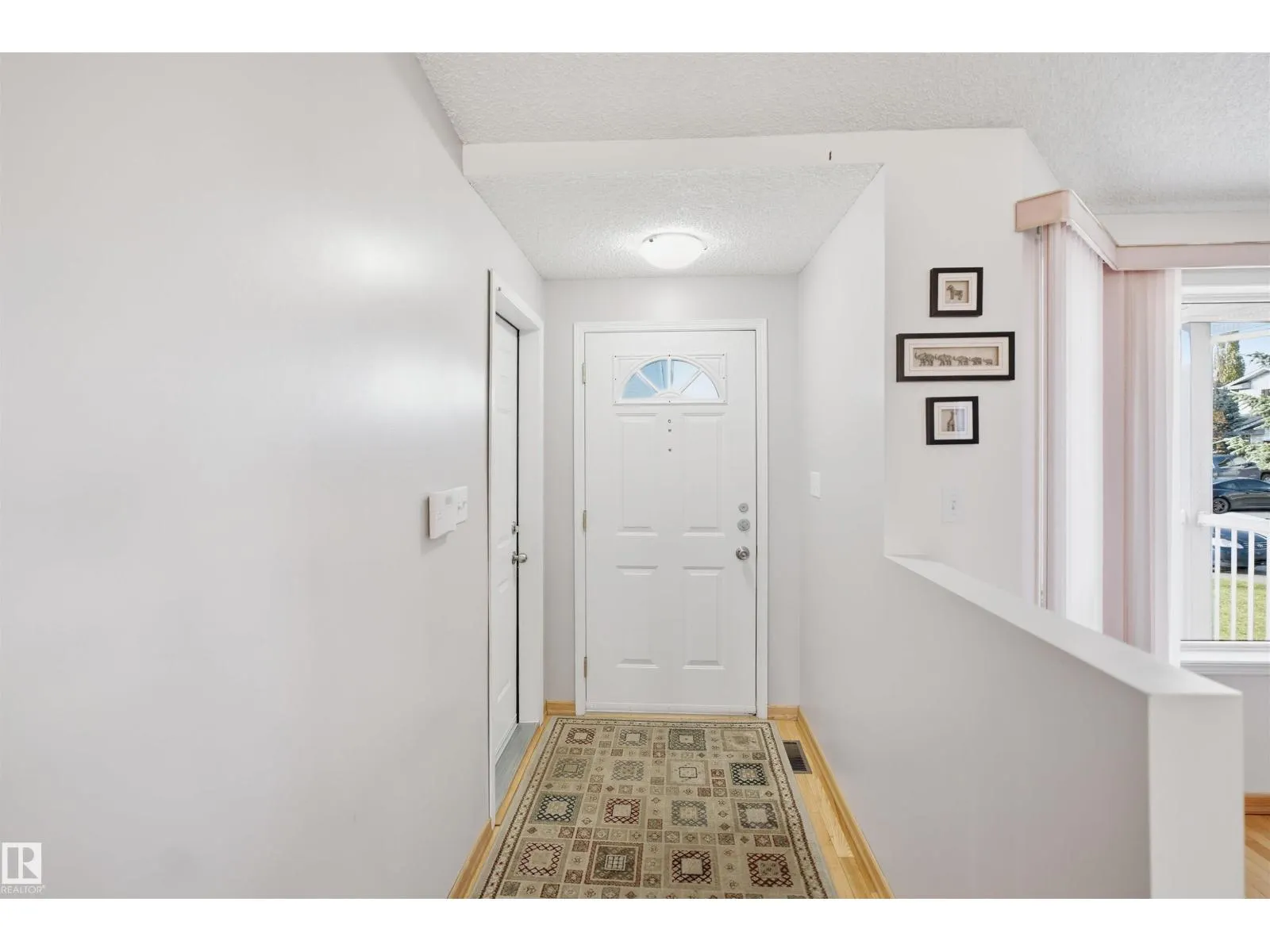 17007 90A ST NW