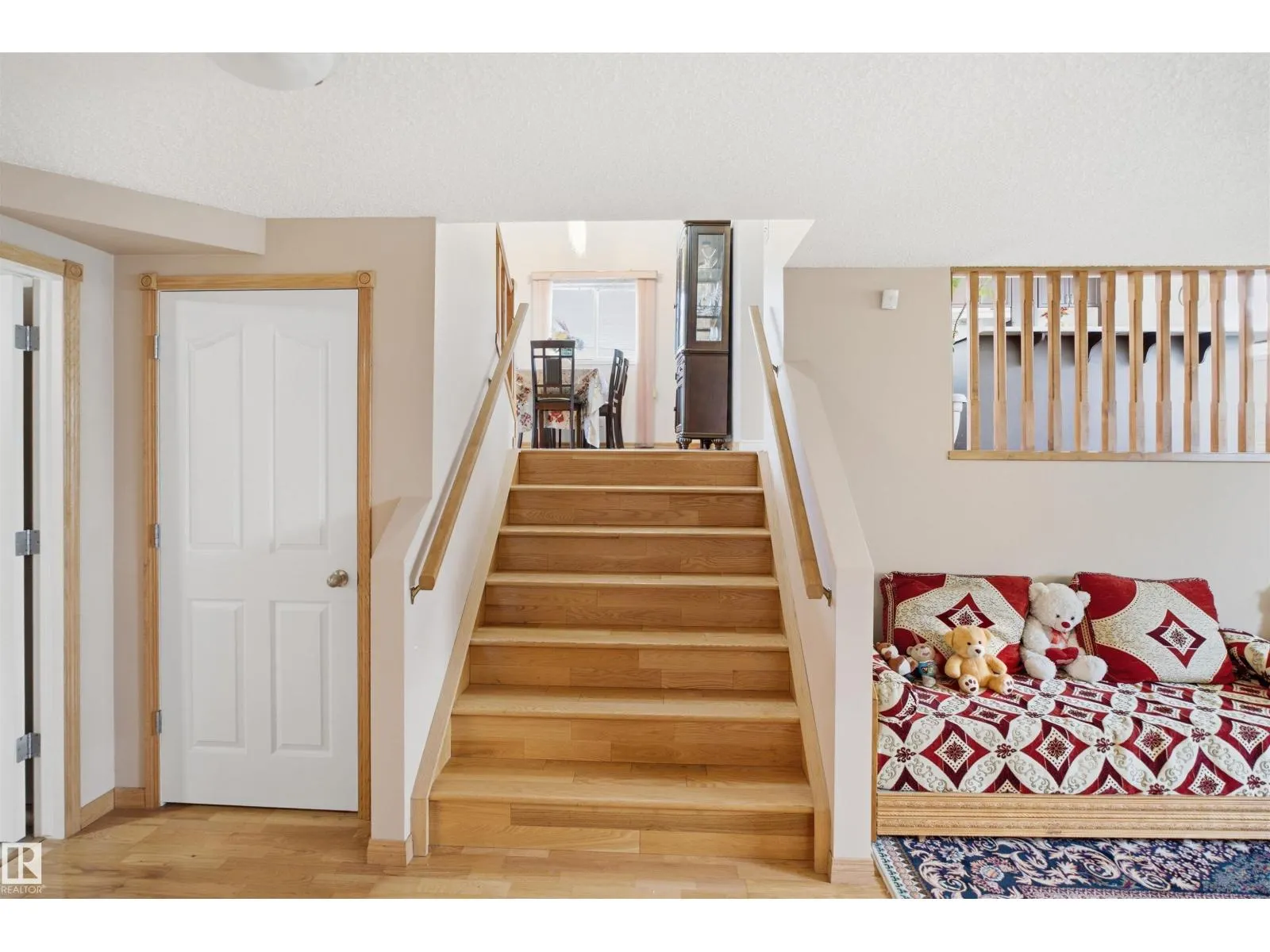 17007 90A ST NW