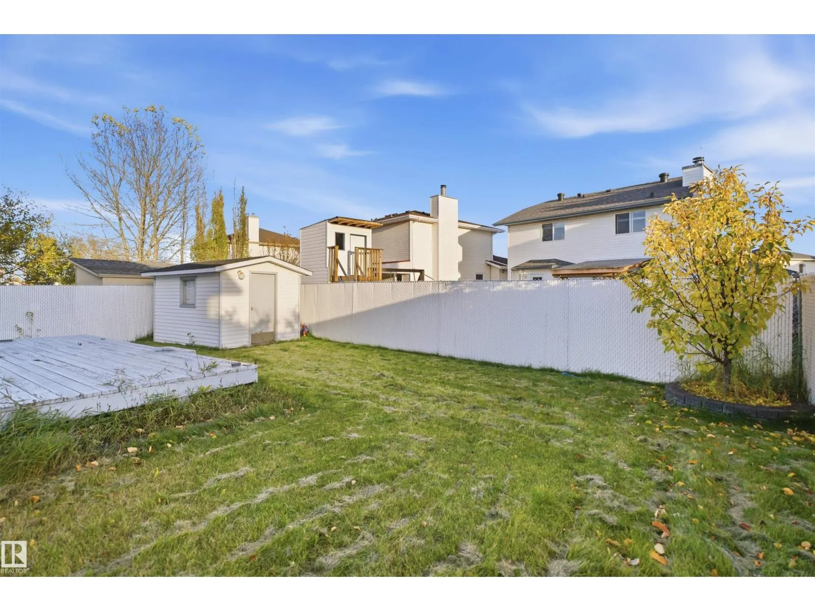 17007 90A ST NW