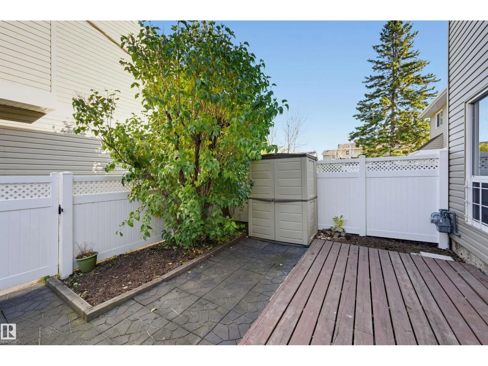 15107 54 ST NW