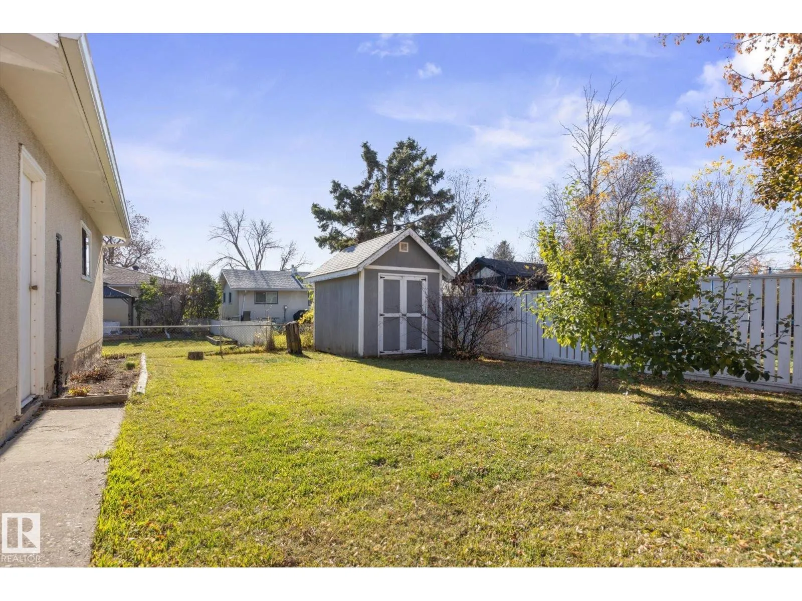 6223 147 AV NW