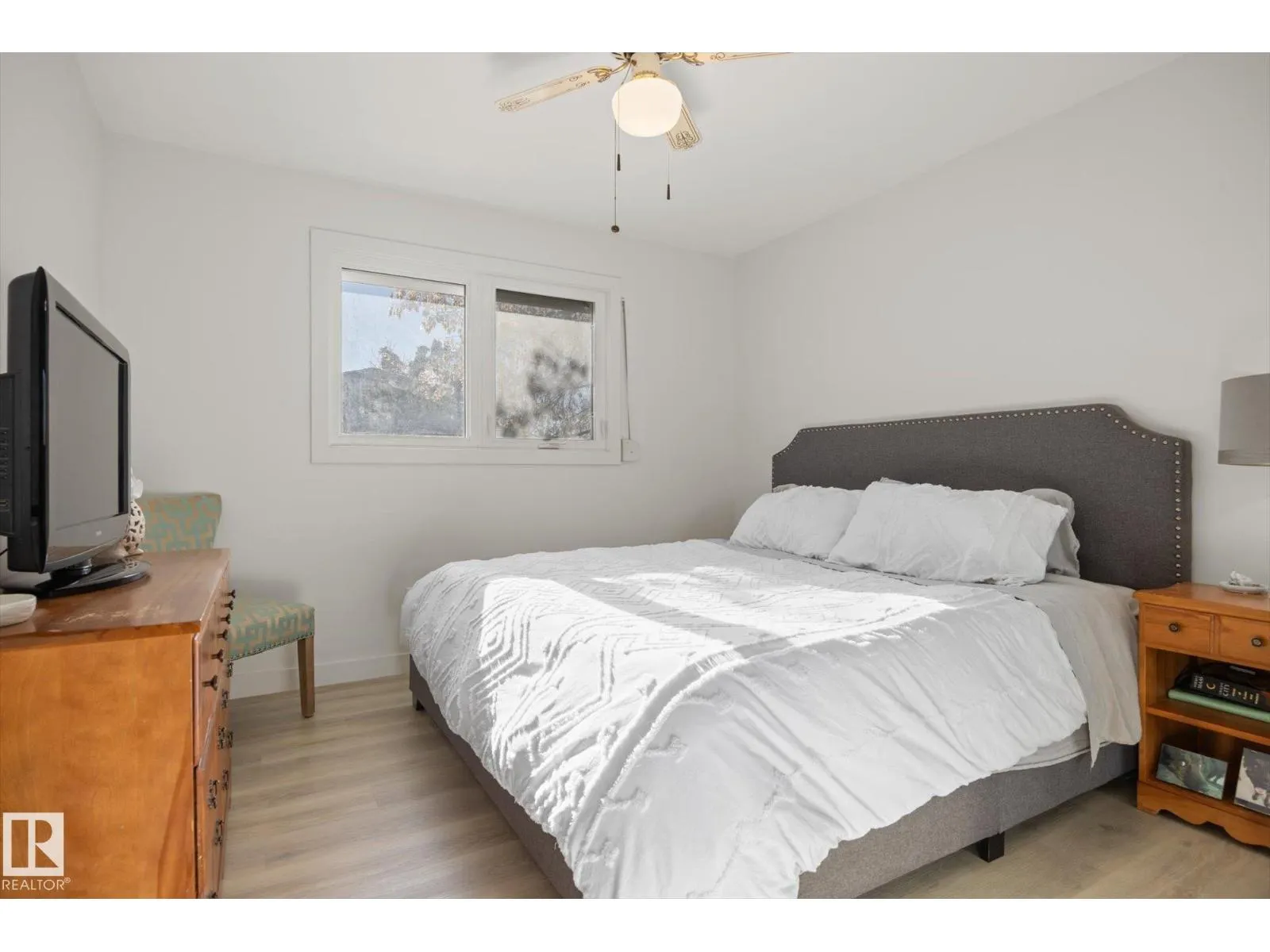 6223 147 AV NW