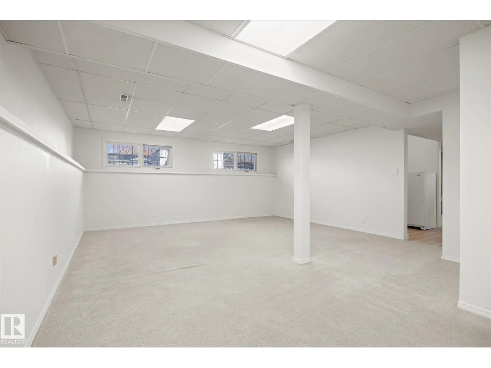 6223 147 AV NW