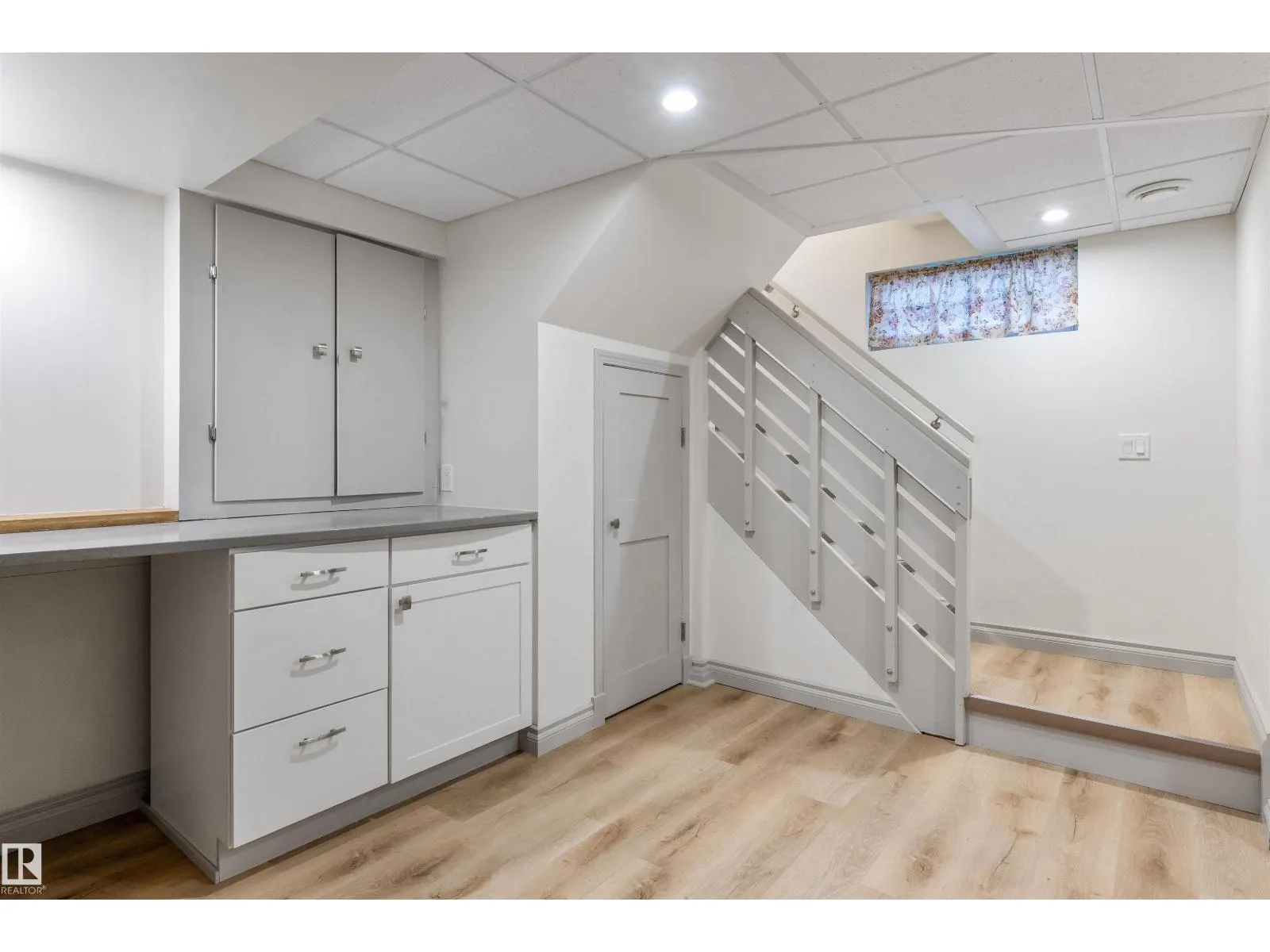 11643 137 ST NW