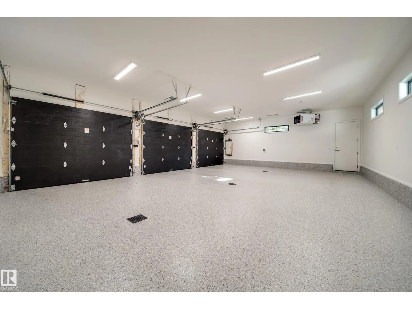 10223 130 ST NW