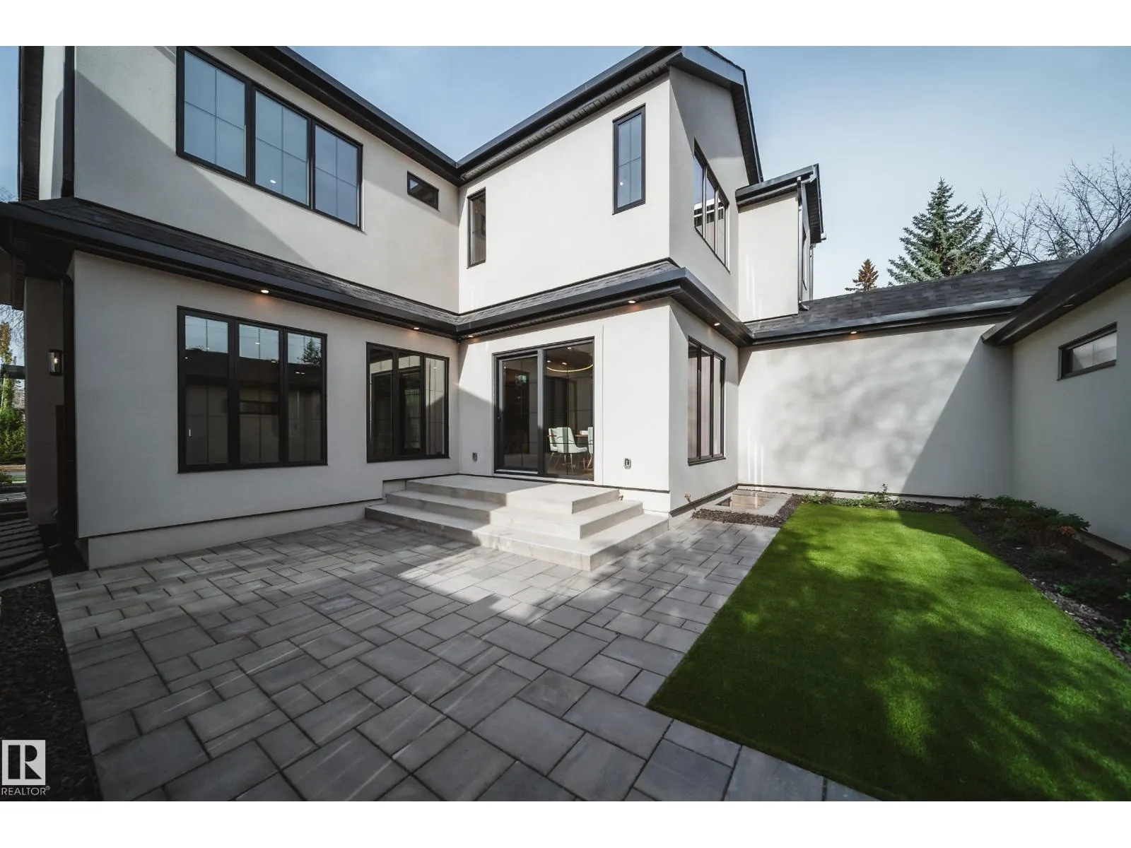 10223 130 ST NW