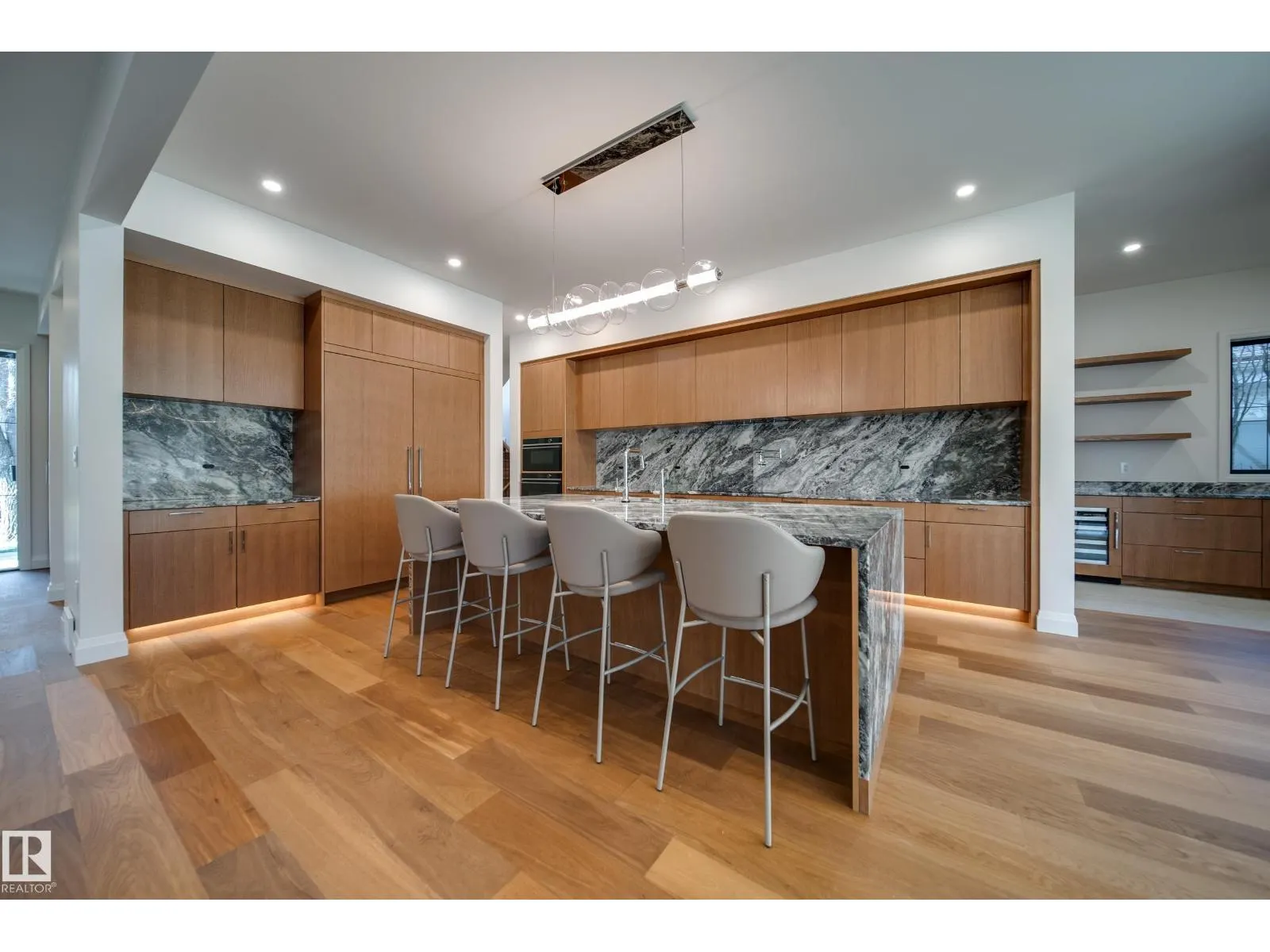 10223 130 ST NW