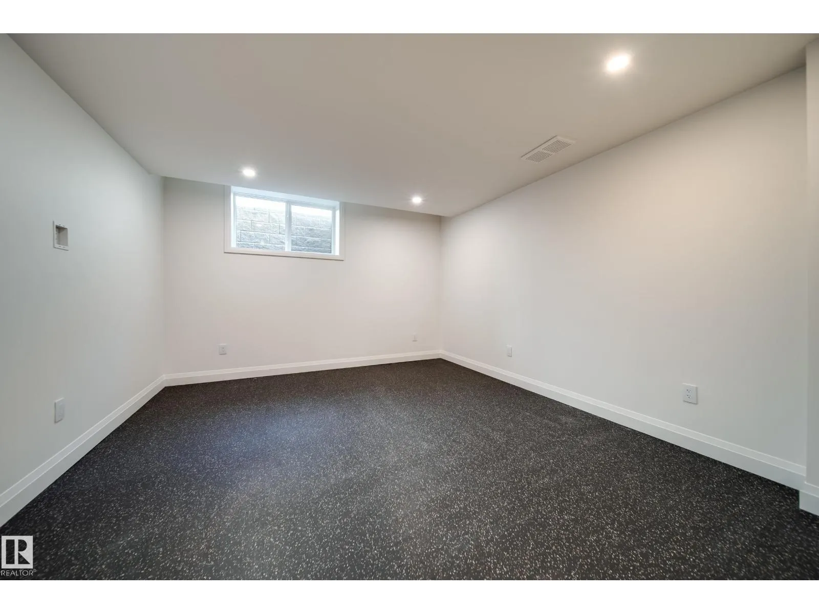 10223 130 ST NW