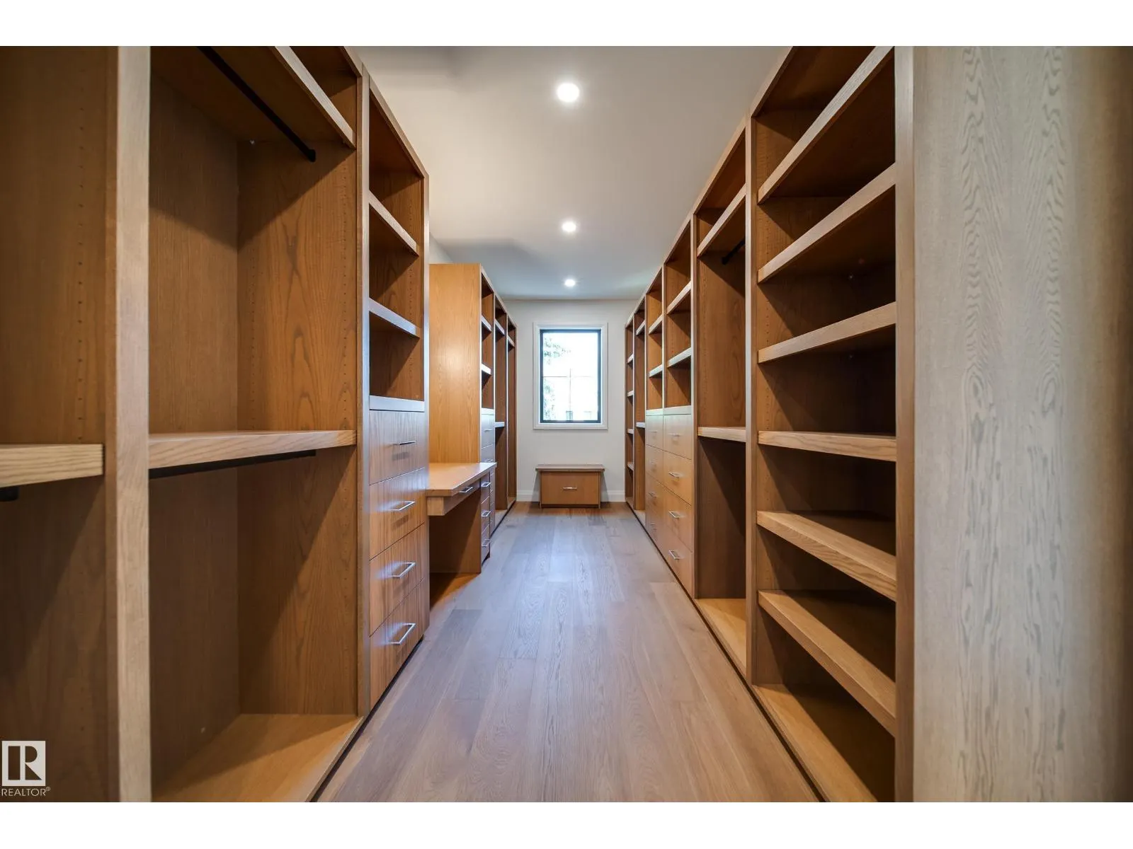 10223 130 ST NW