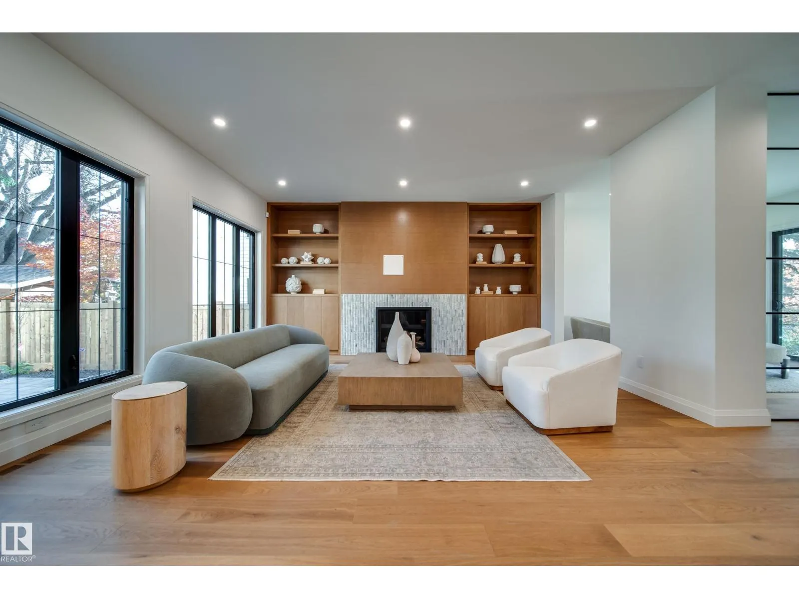 10223 130 ST NW