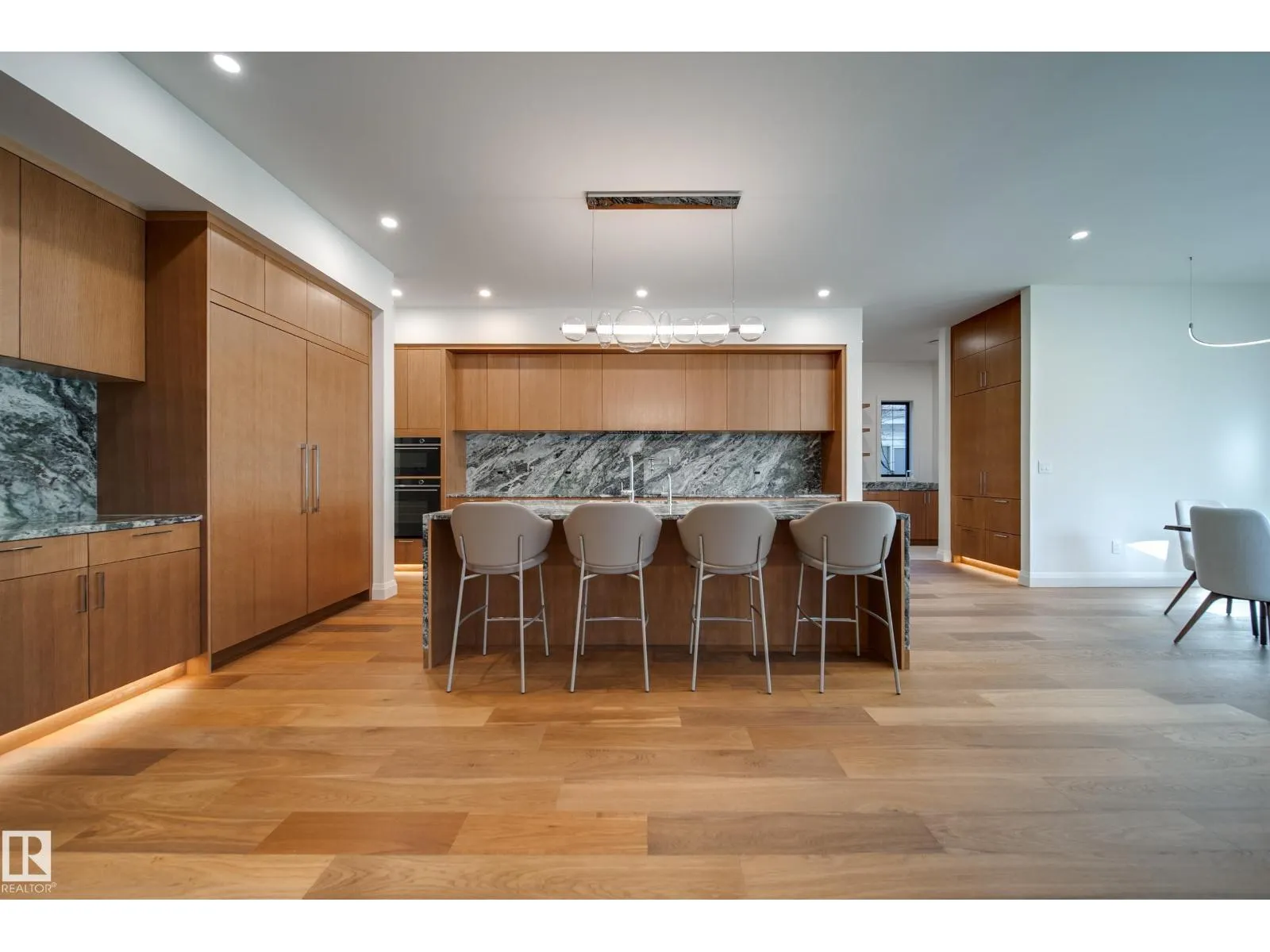 10223 130 ST NW