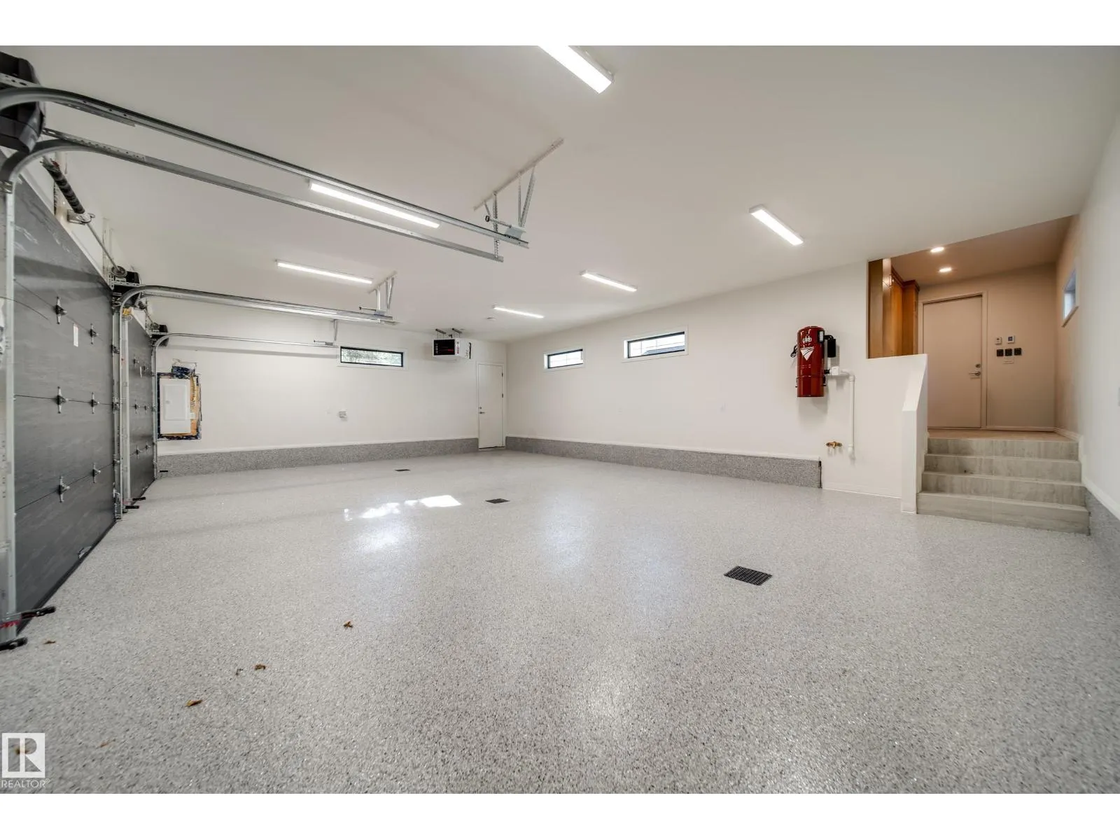 10223 130 ST NW