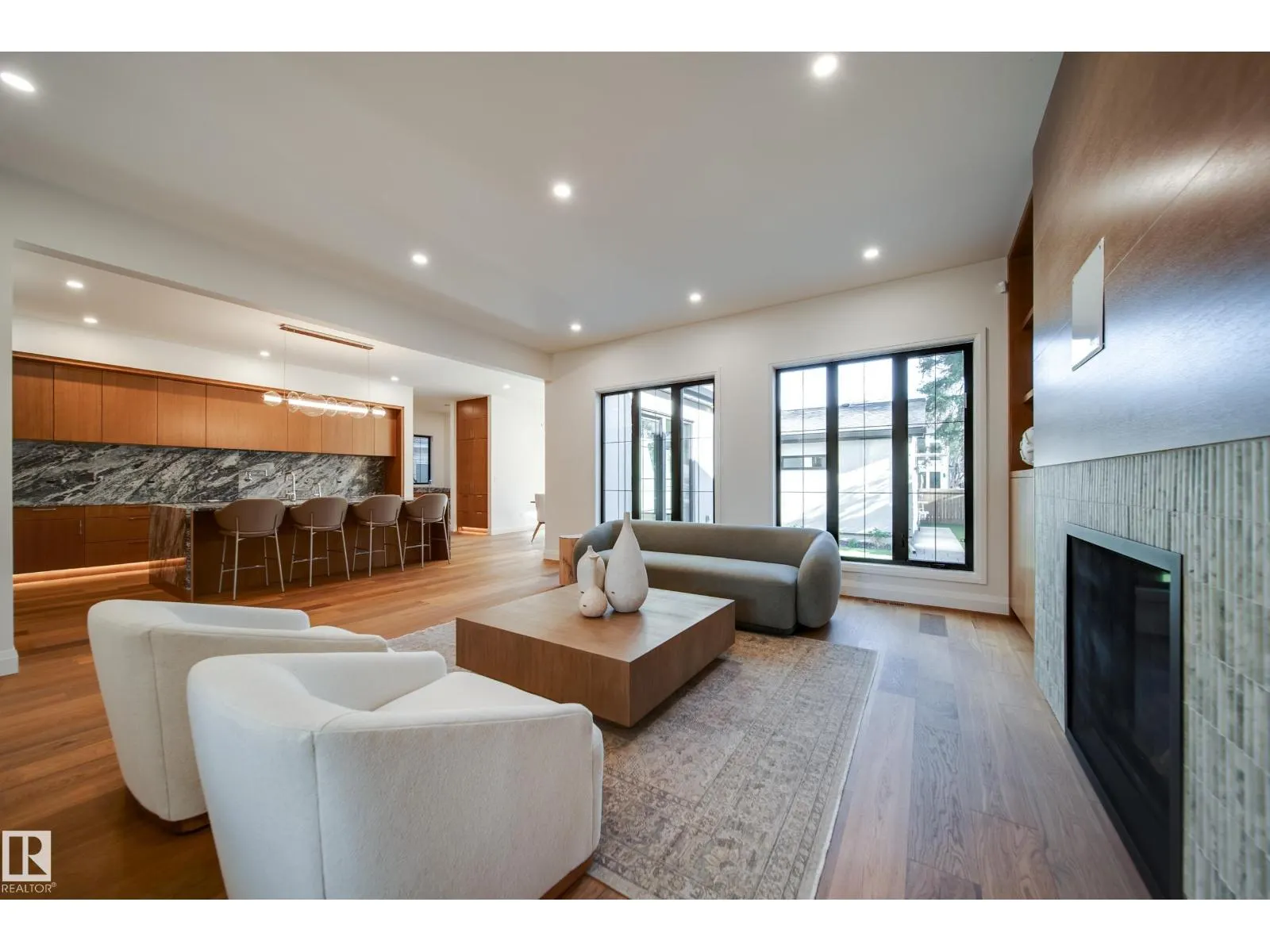 10223 130 ST NW