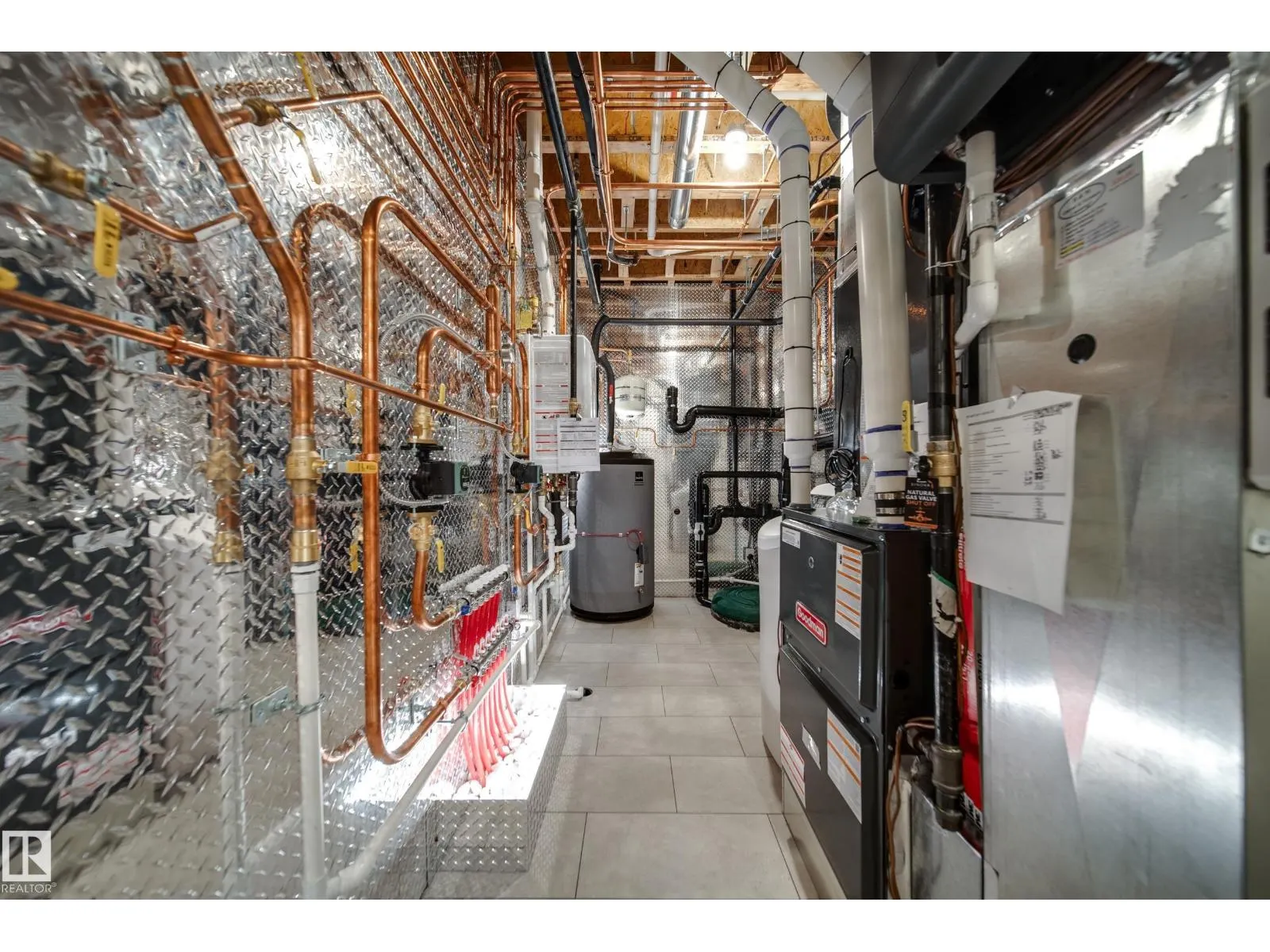 10223 130 ST NW