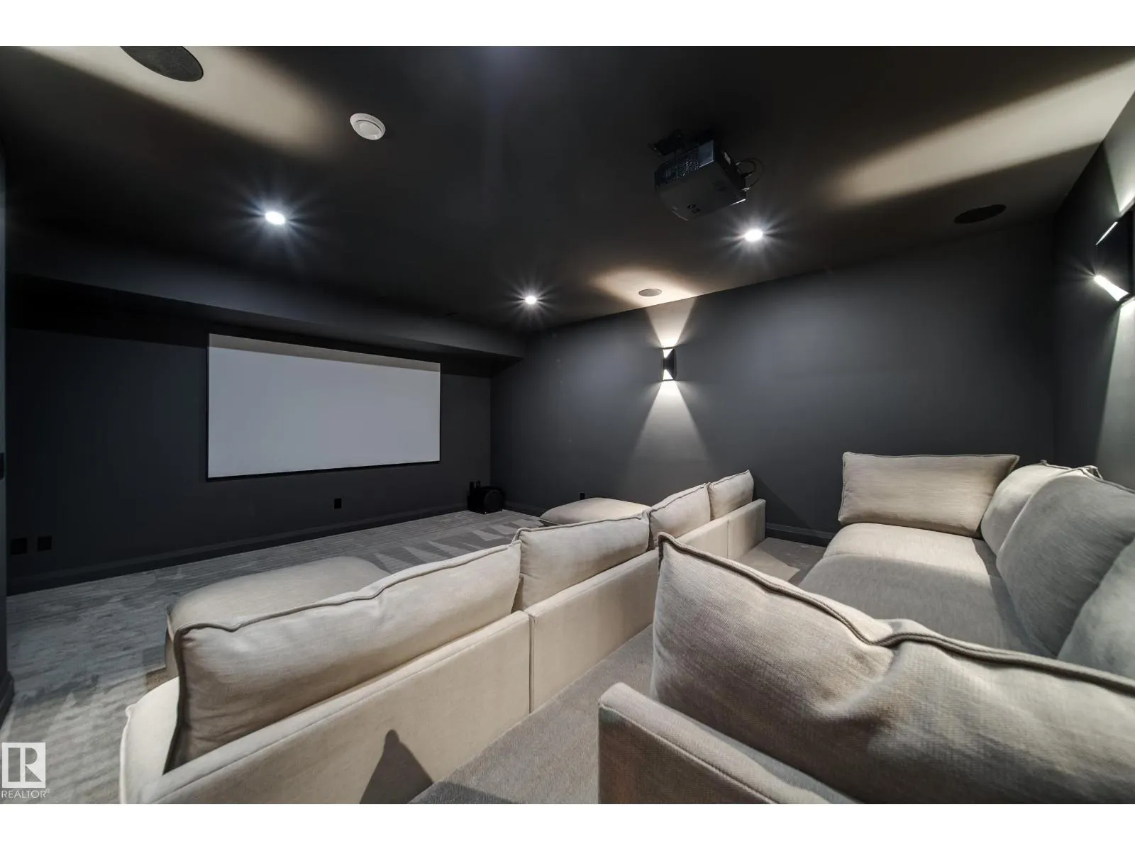 10223 130 ST NW