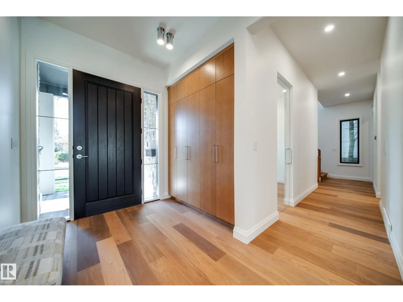 10223 130 ST NW
