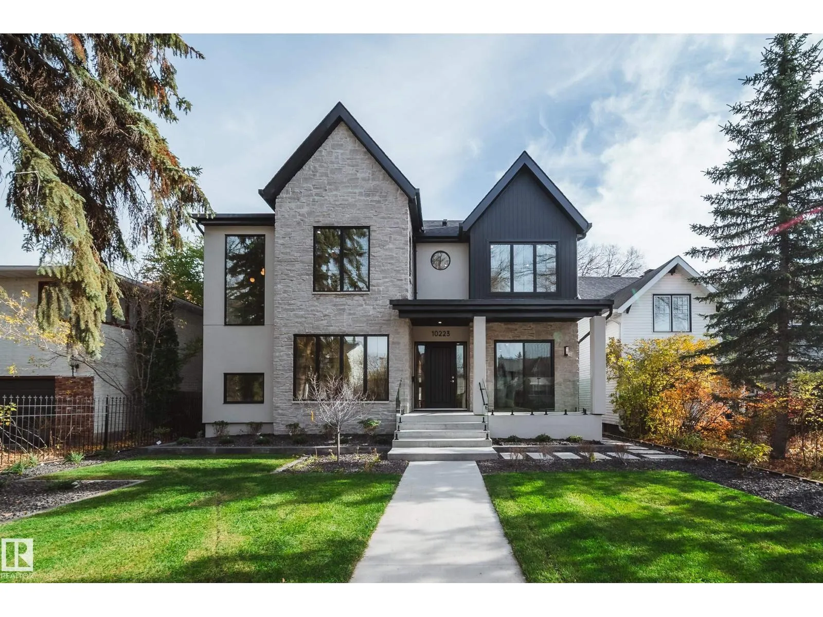 10223 130 ST NW