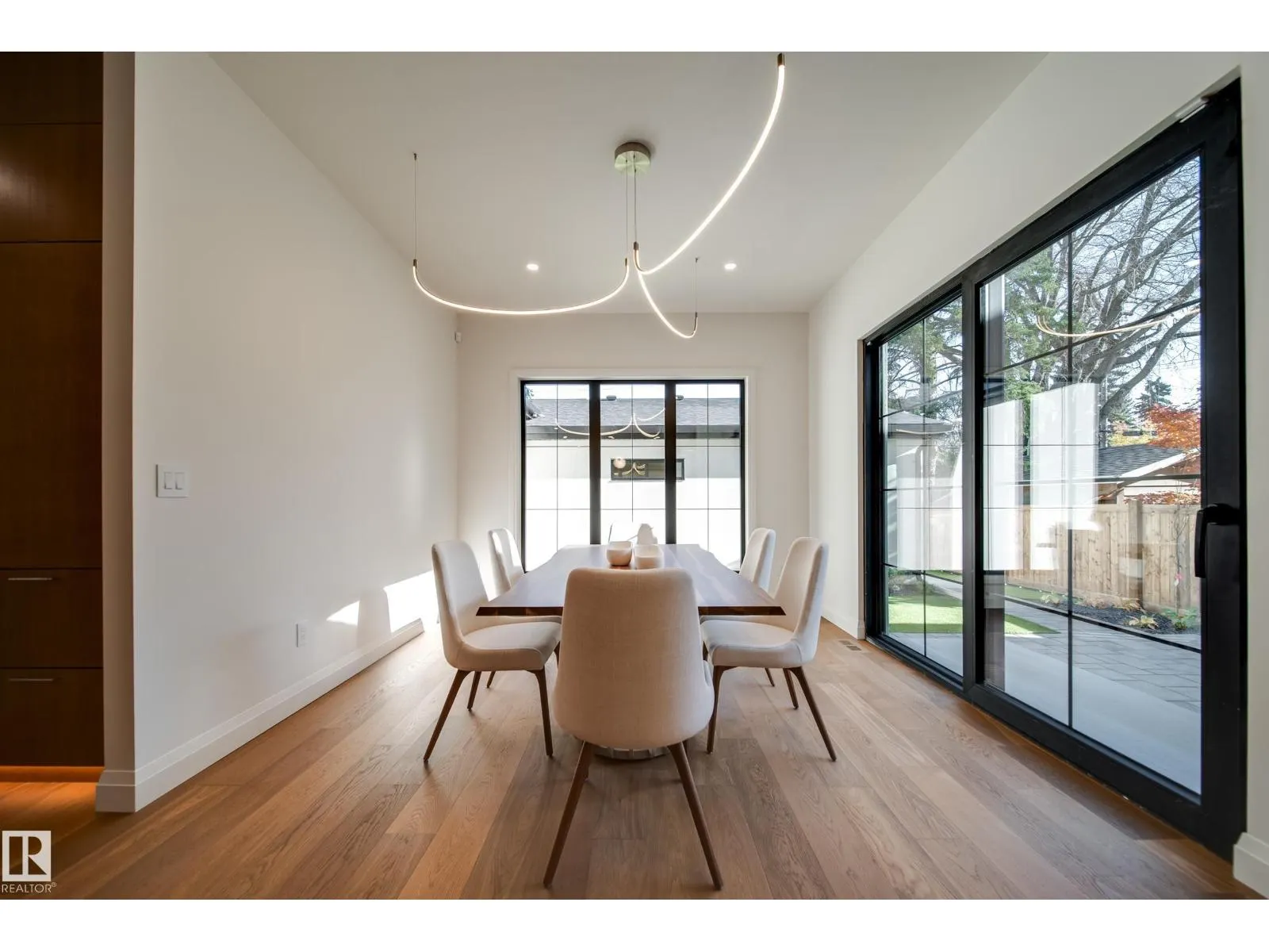 10223 130 ST NW