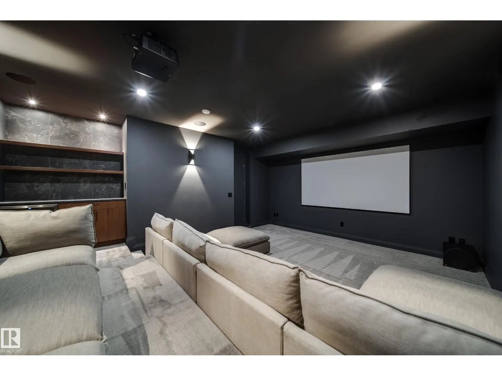 10223 130 ST NW