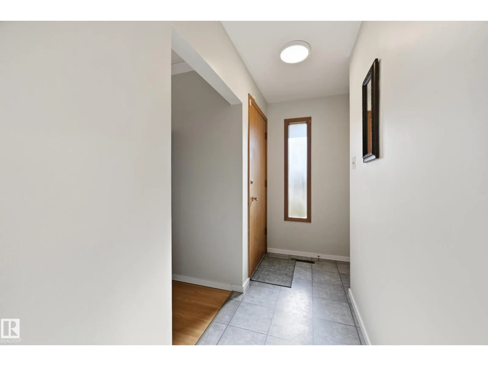 6604 93 AV NW