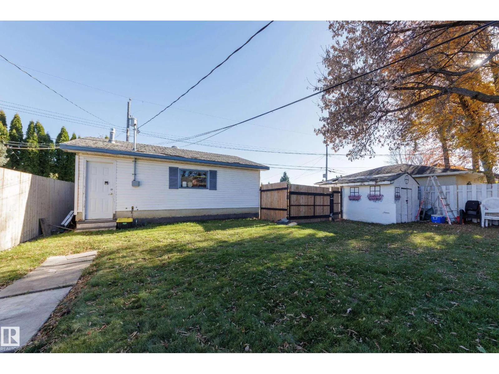 10541 153 ST NW