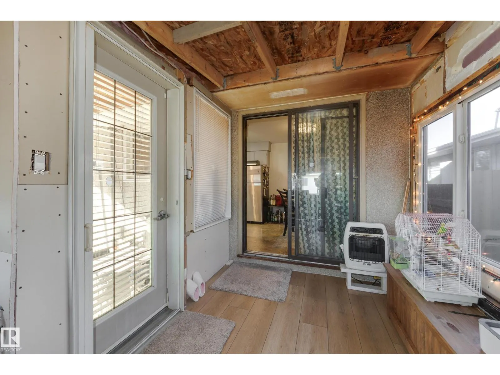 10541 153 ST NW