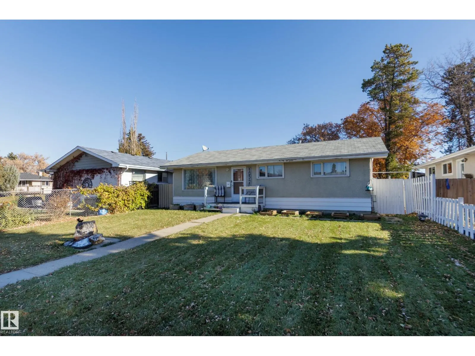10541 153 ST NW