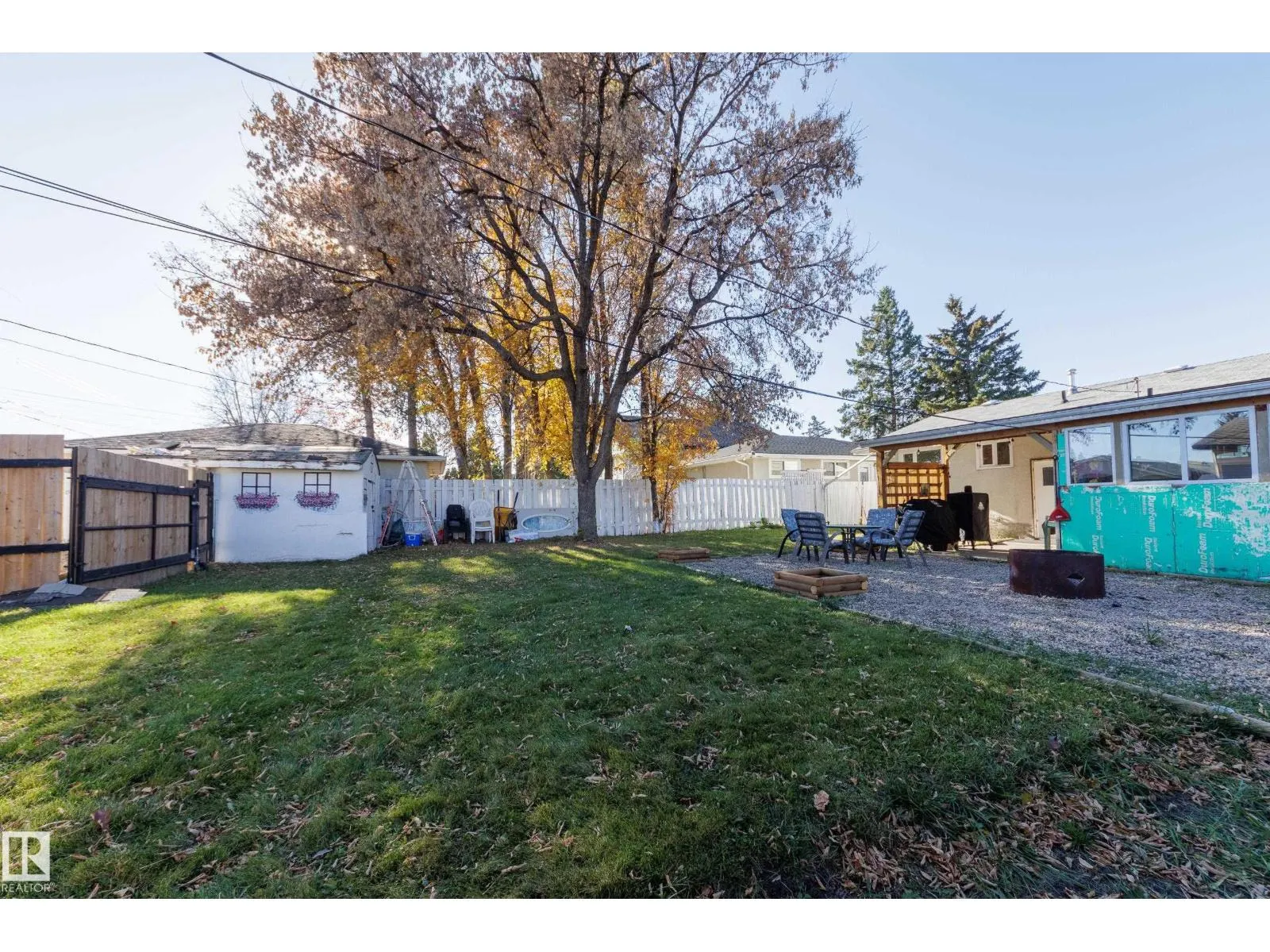 10541 153 ST NW