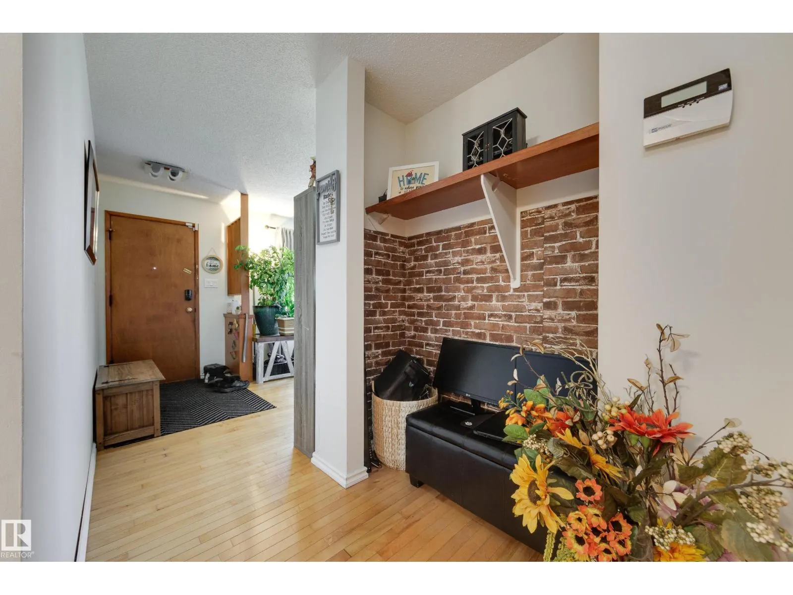 10541 153 ST NW