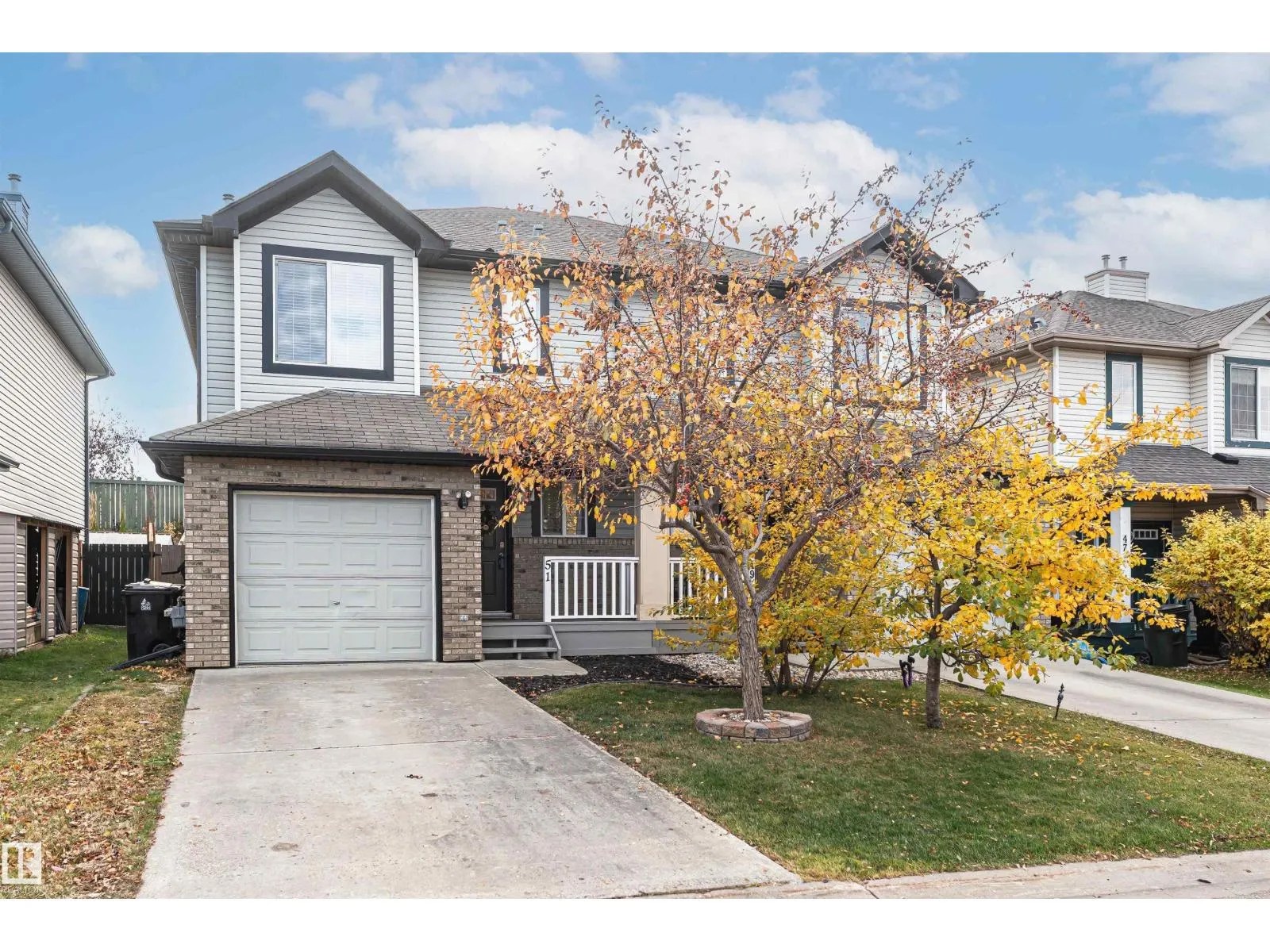 51 VAUGHN AV