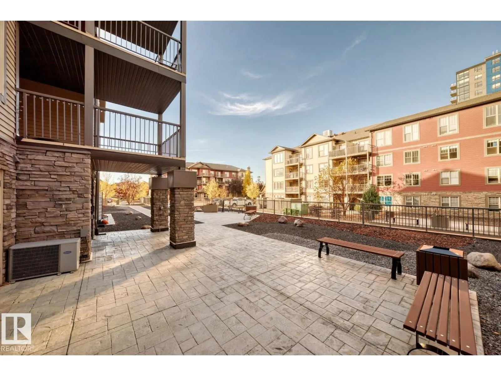 #307 105 AMBLESIDE DR SW