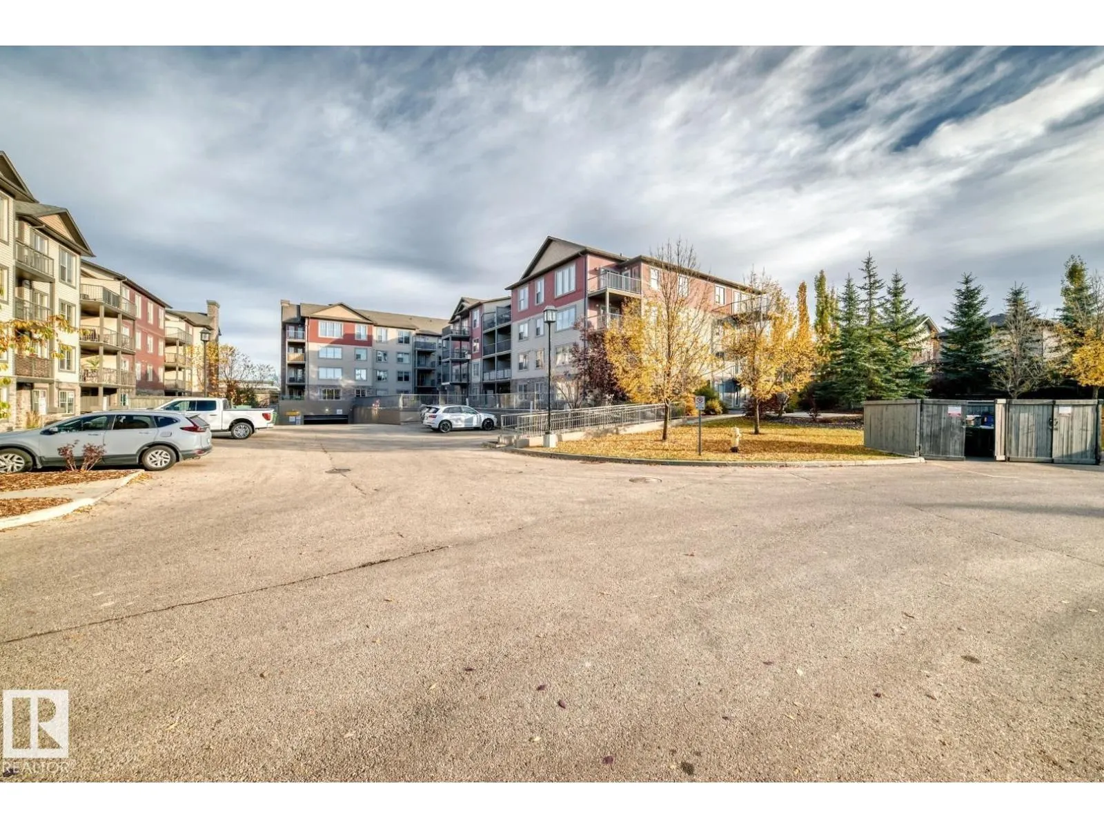 #307 105 AMBLESIDE DR SW