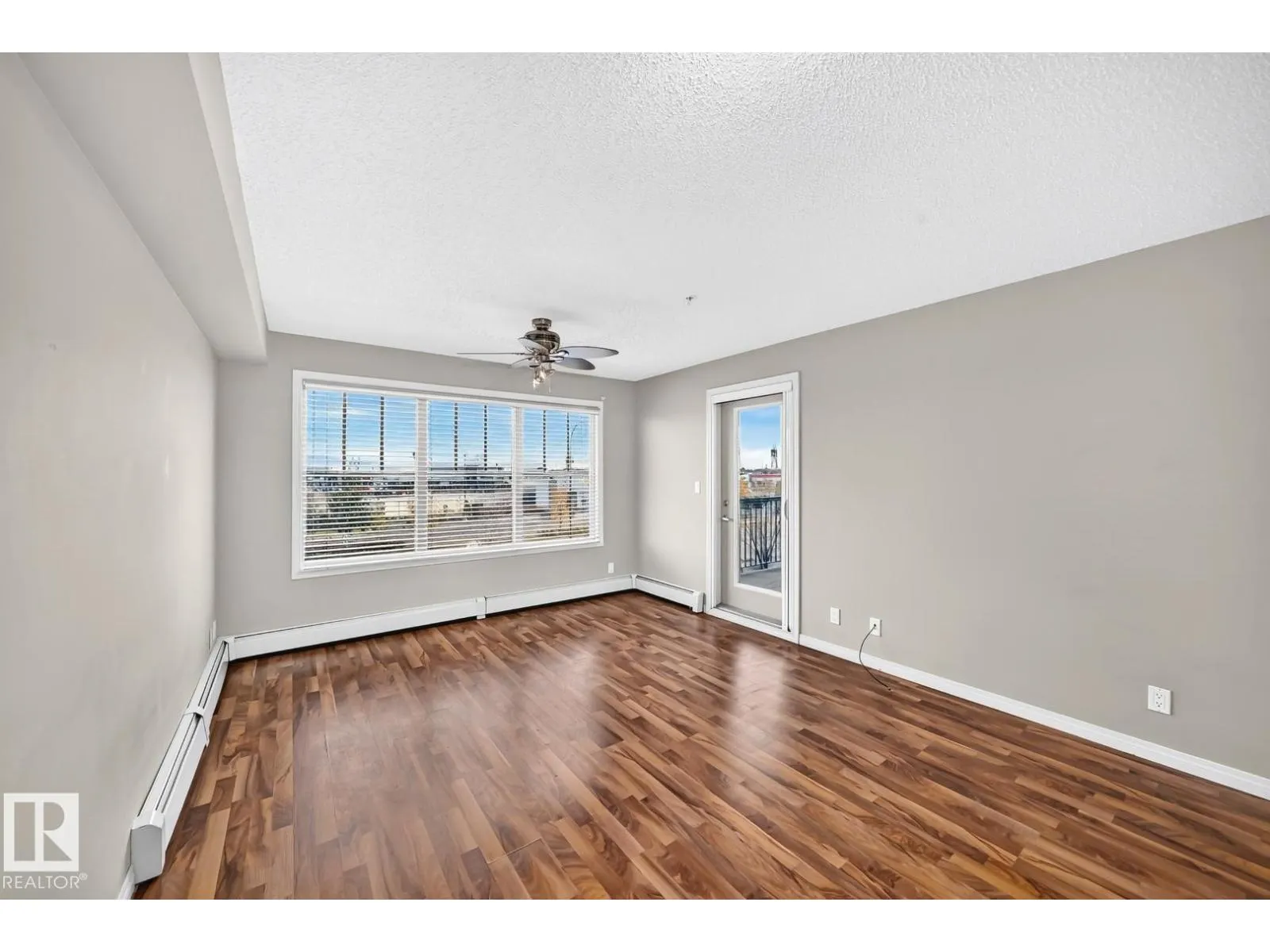 #307 105 AMBLESIDE DR SW