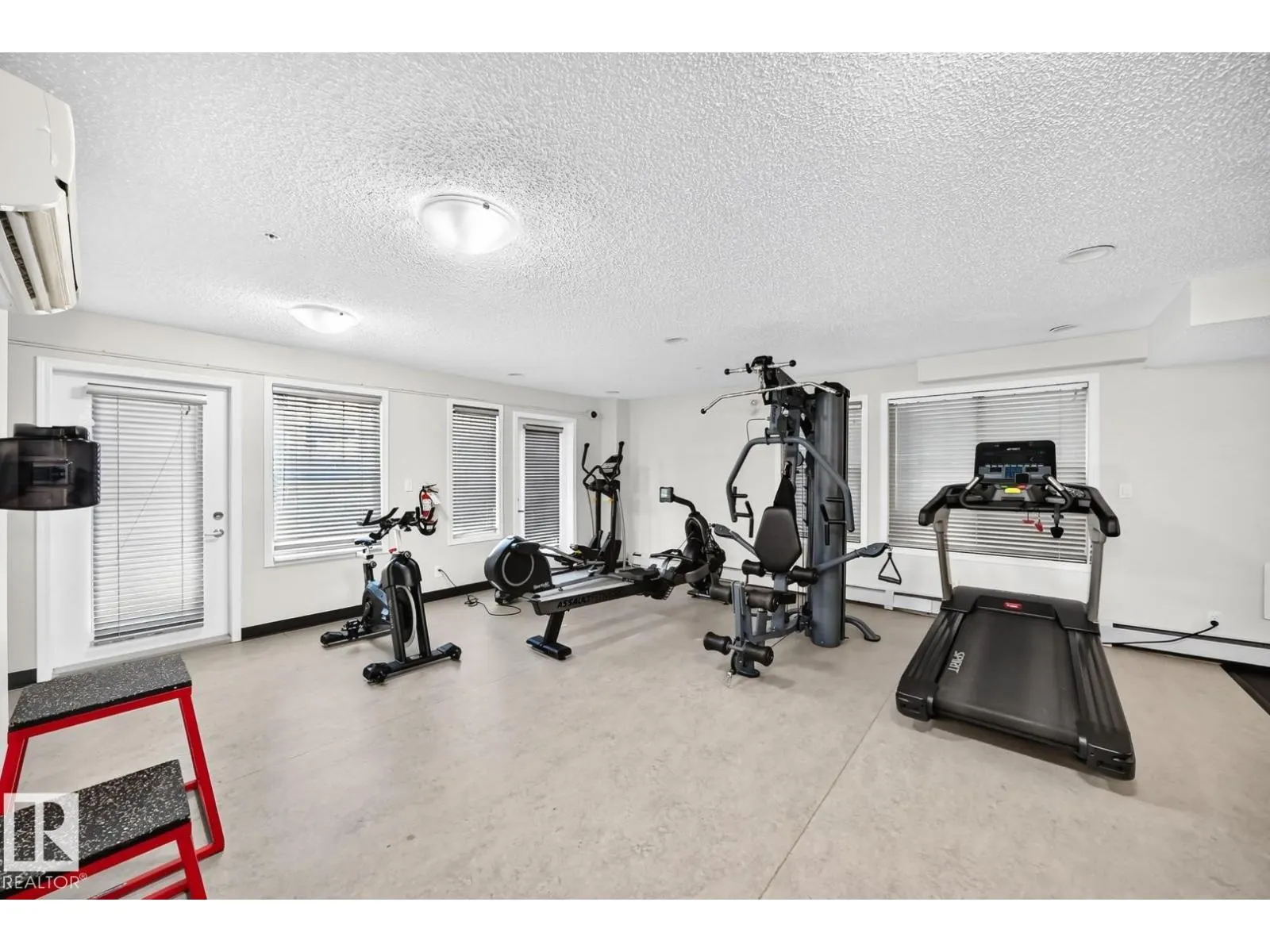 #307 105 AMBLESIDE DR SW