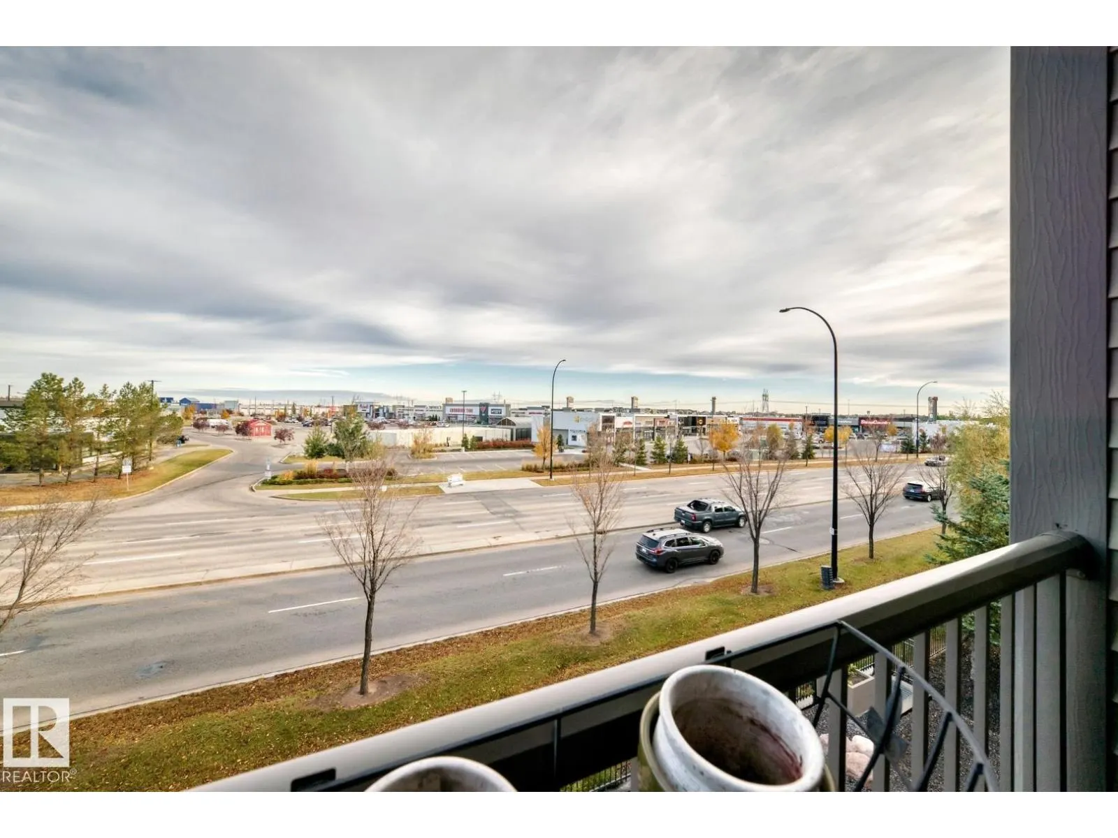 #307 105 AMBLESIDE DR SW