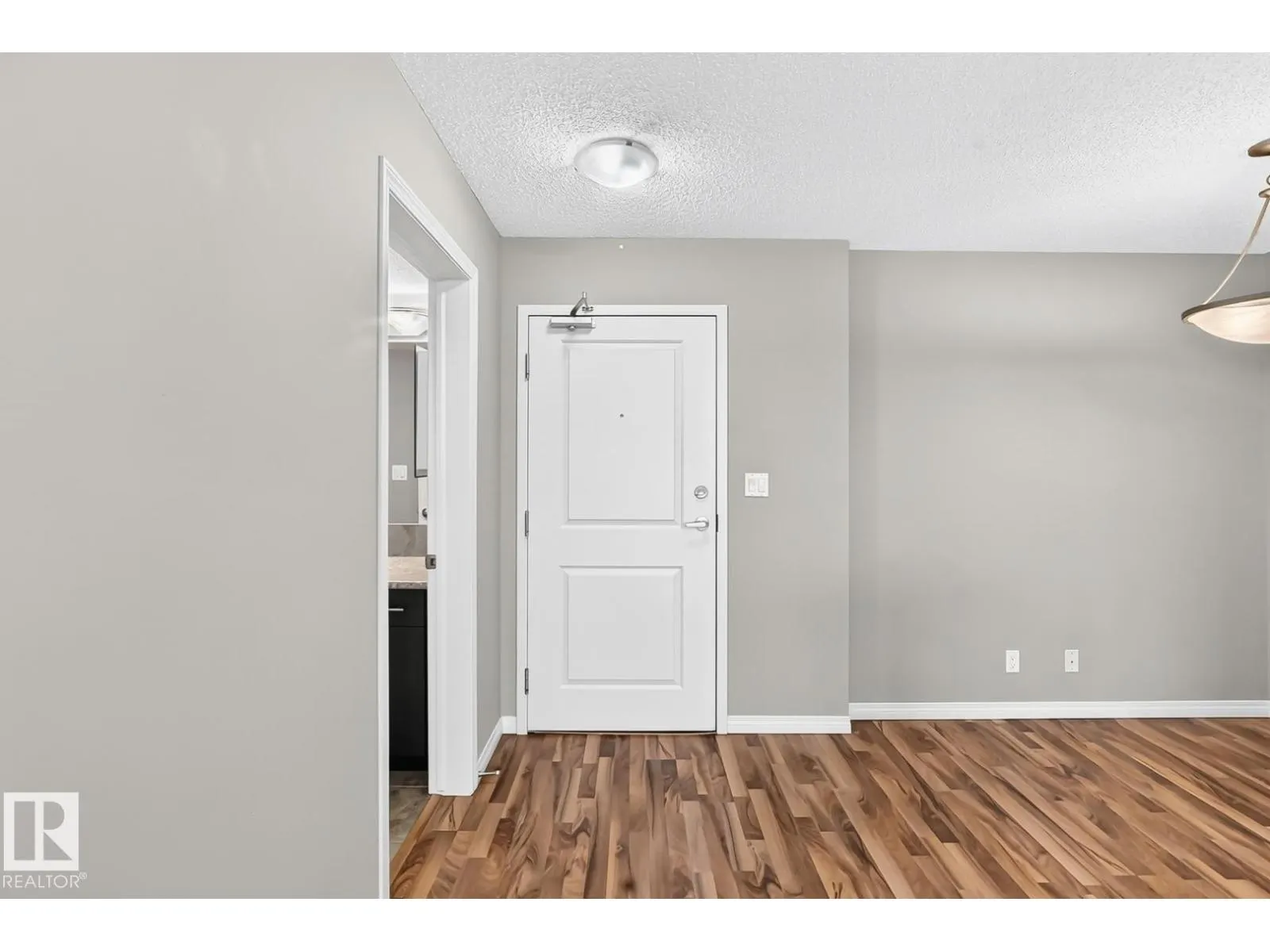 #307 105 AMBLESIDE DR SW
