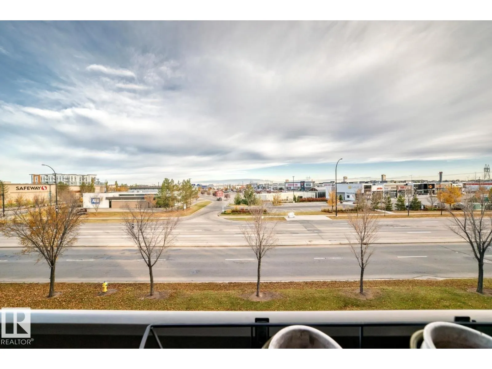 #307 105 AMBLESIDE DR SW