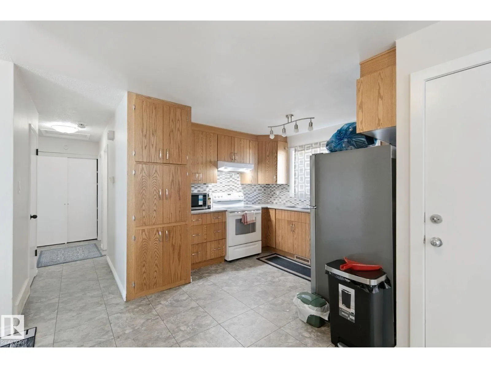 7332 149A AV NW