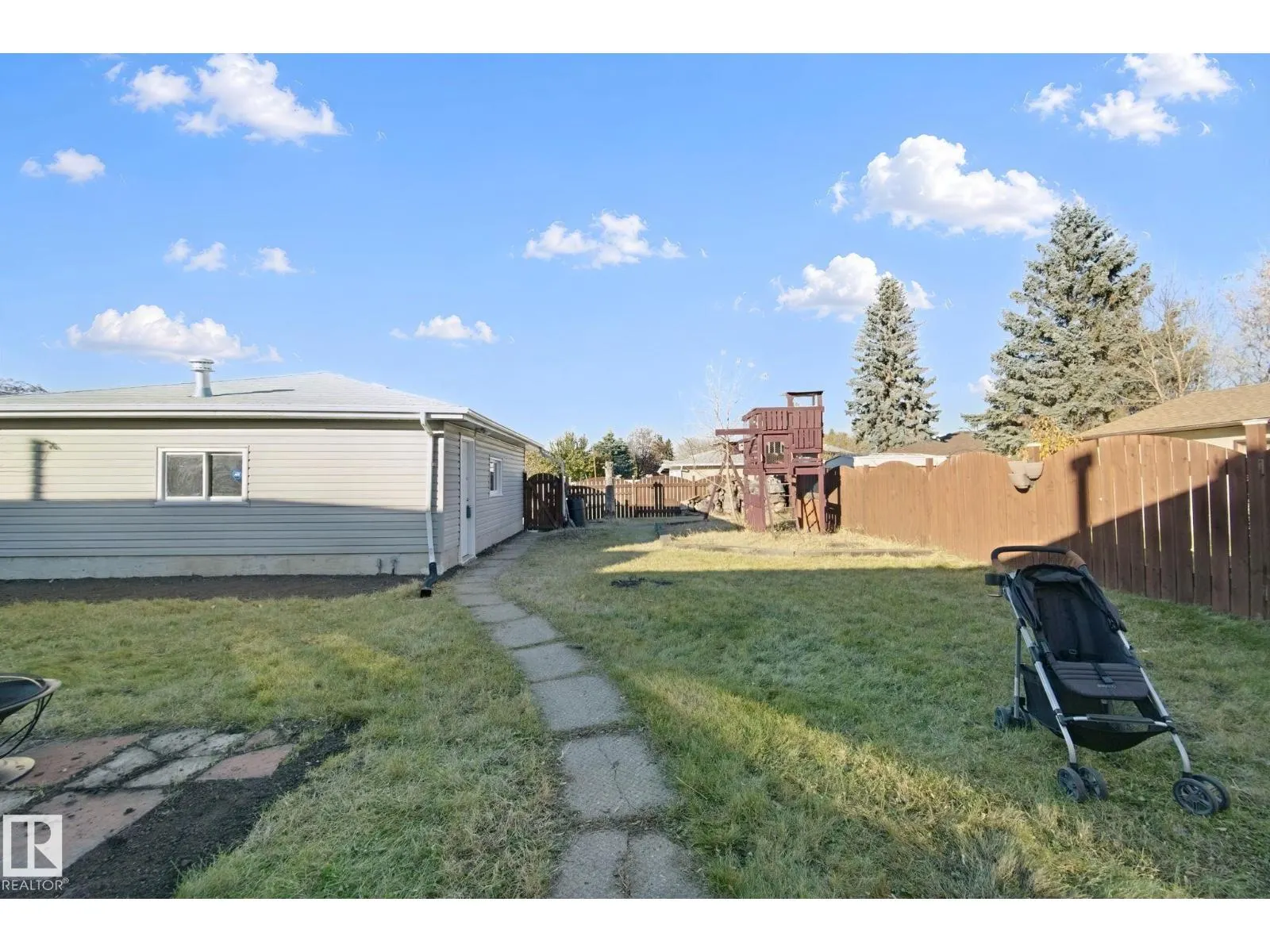 7332 149A AV NW