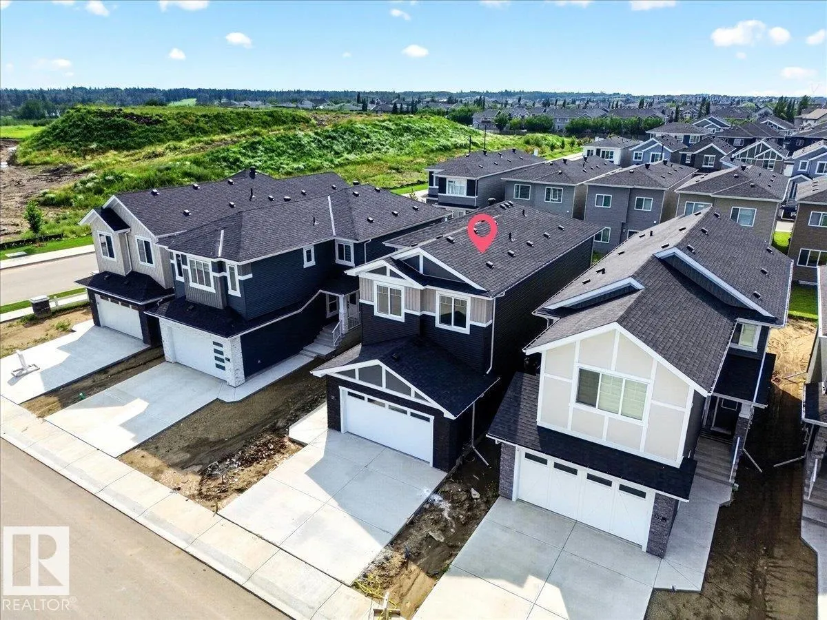 3308 Chickadee DR NW