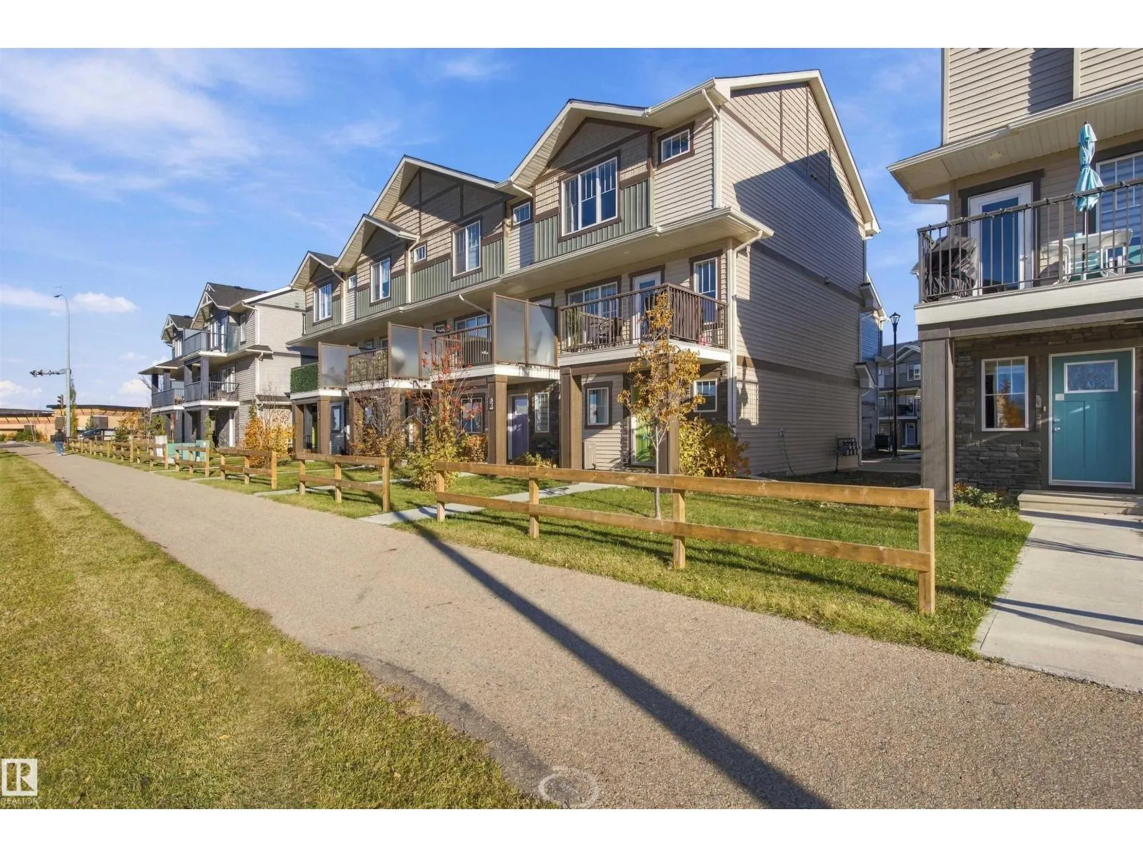 #61 50 MCLAUGHLIN DR
