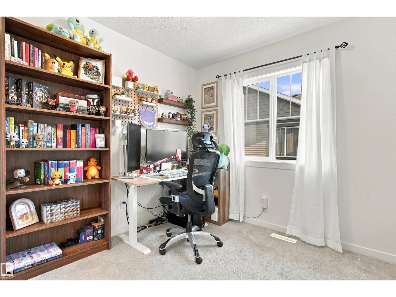 #61 50 MCLAUGHLIN DR